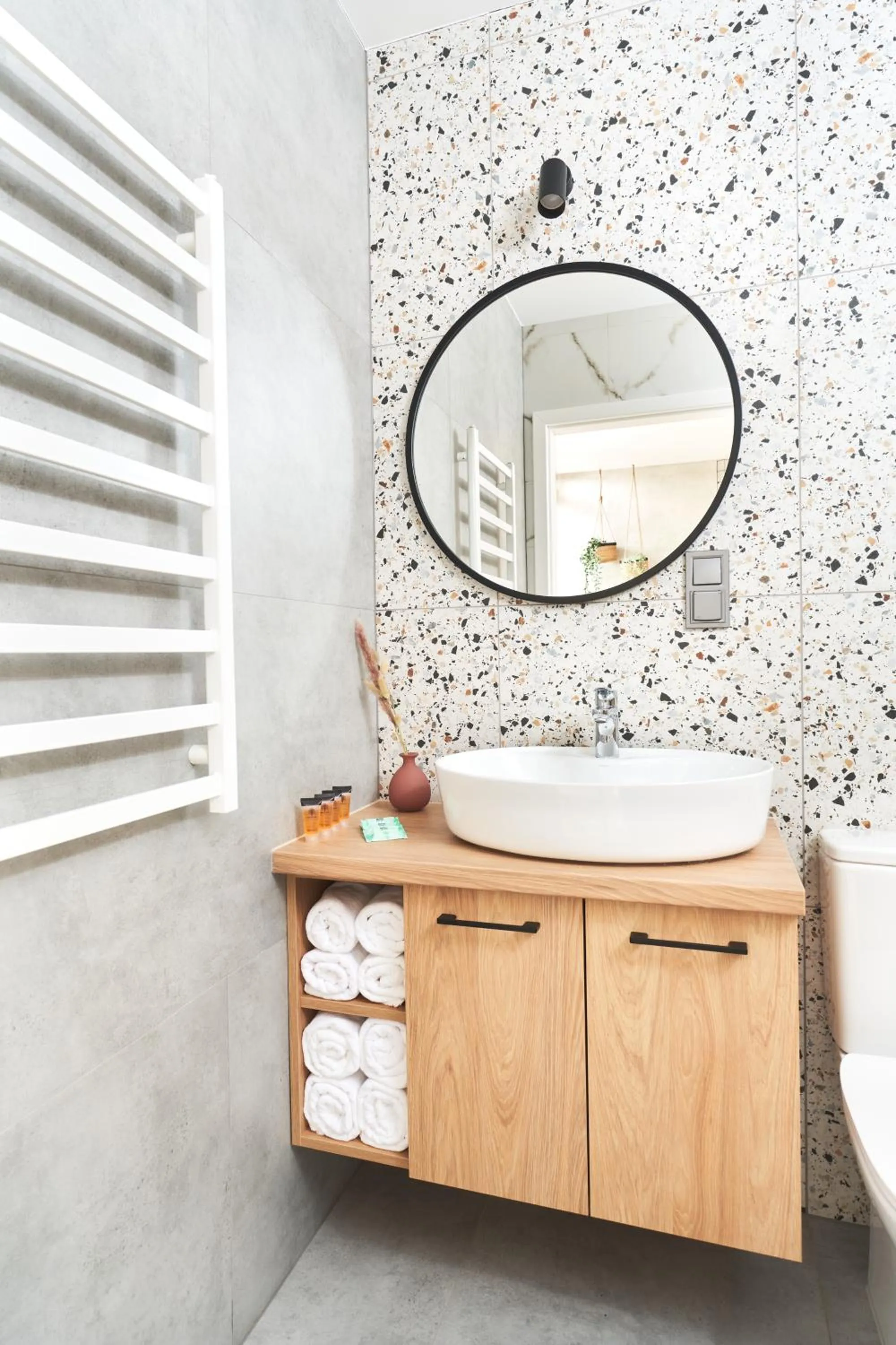 Bathroom in Na Fursie Apartments & Rooms