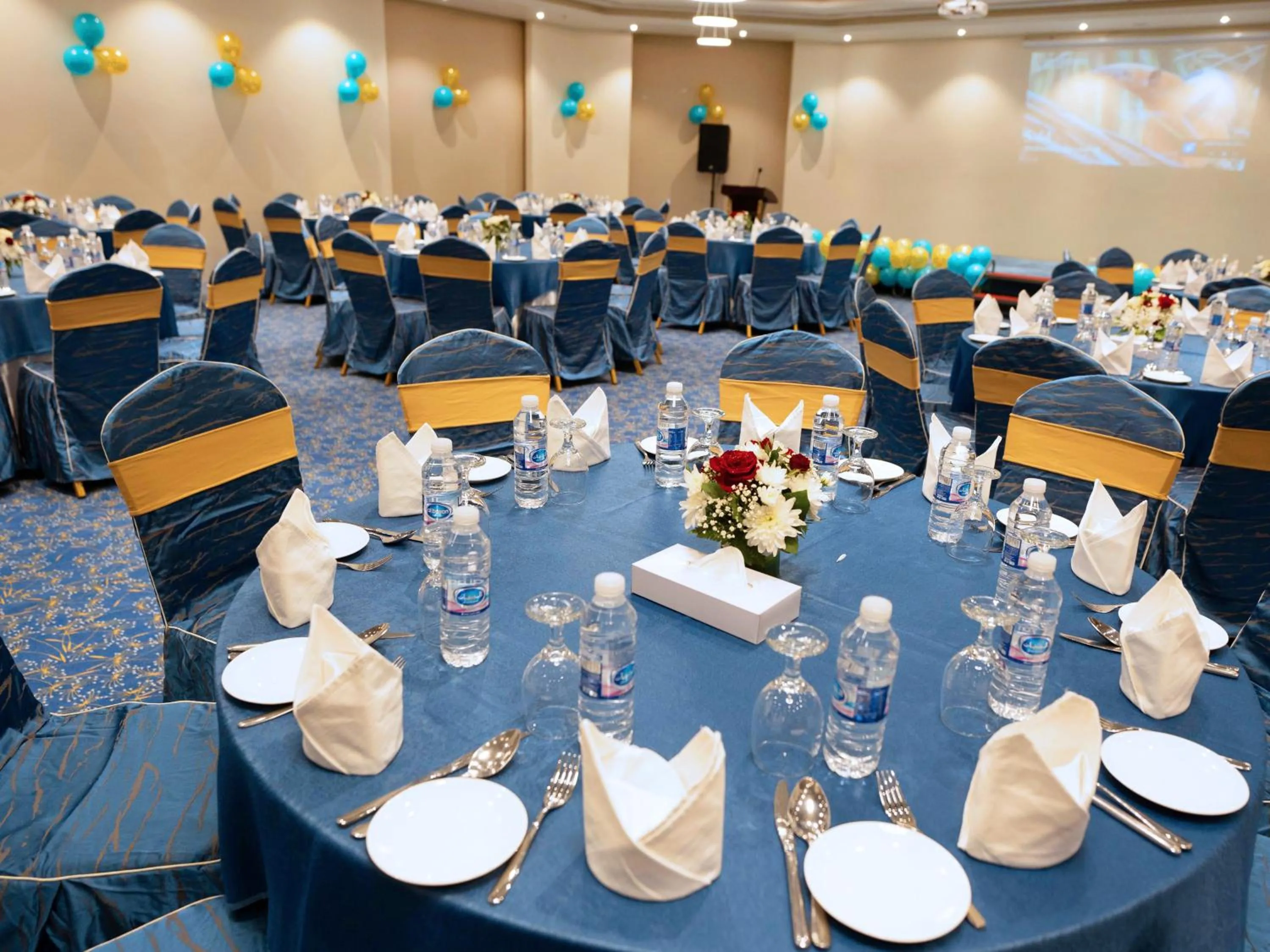 Banquet/Function facilities in ROZANA HOTEL