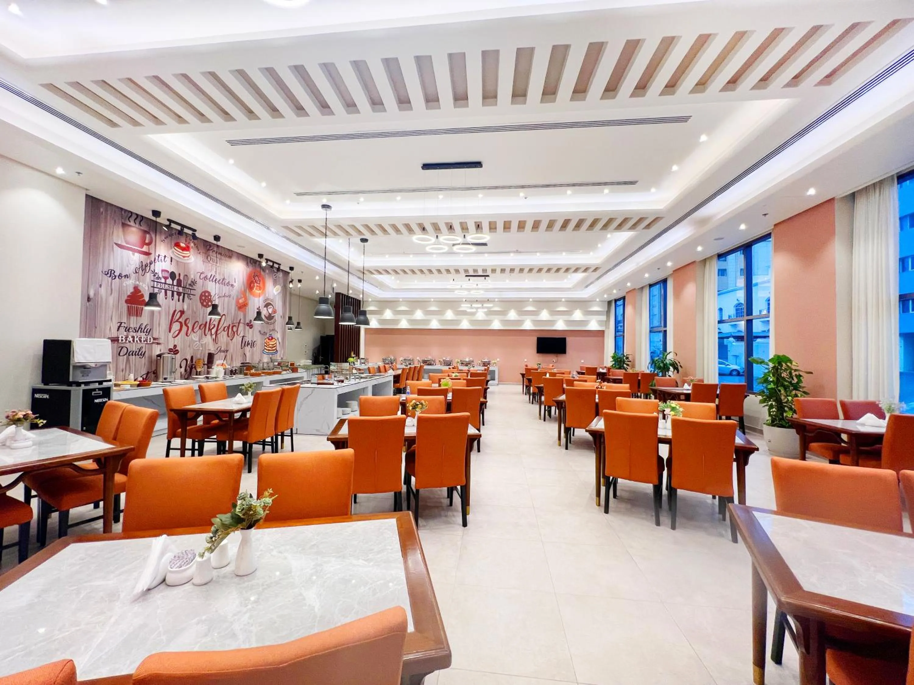 Restaurant/places to eat in ROZANA HOTEL