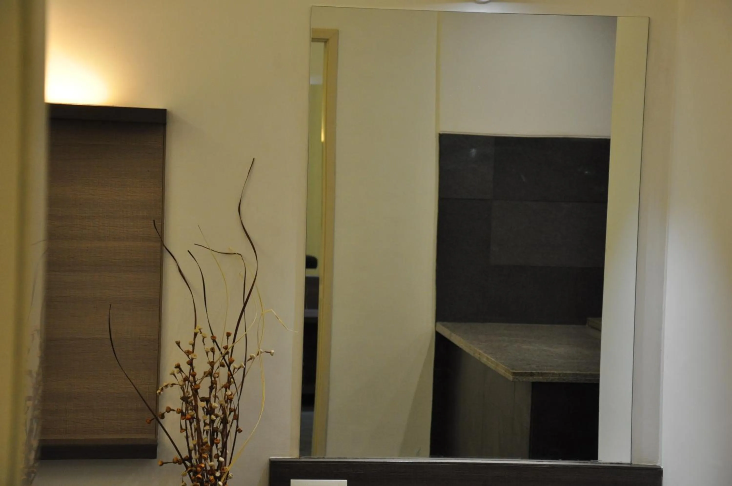 Lobby or reception in Pride Biznotel Manjusar Vadodara Near Sokhda Lake