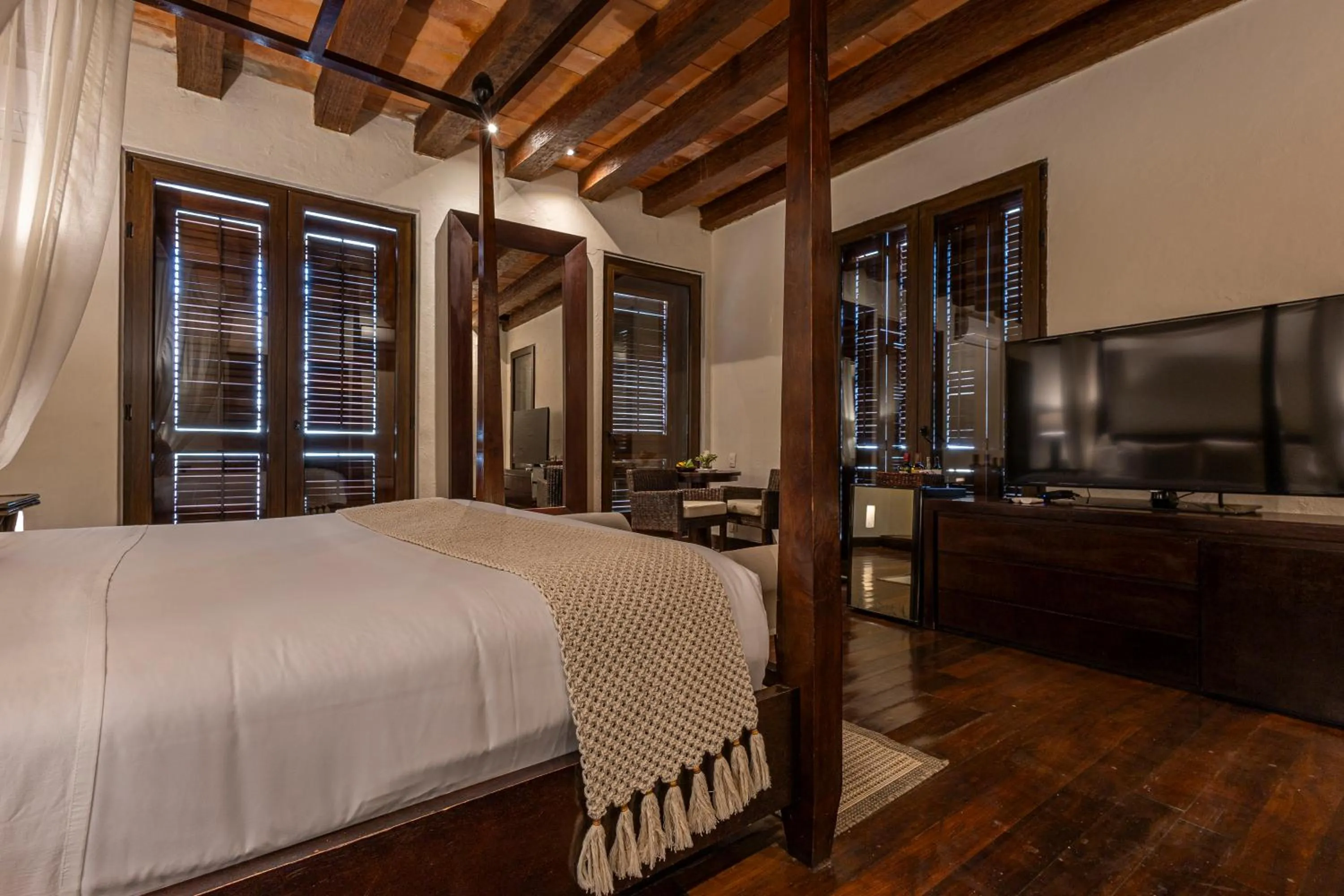 Photo of the whole room, Bed in Ananda Hotel Boutique