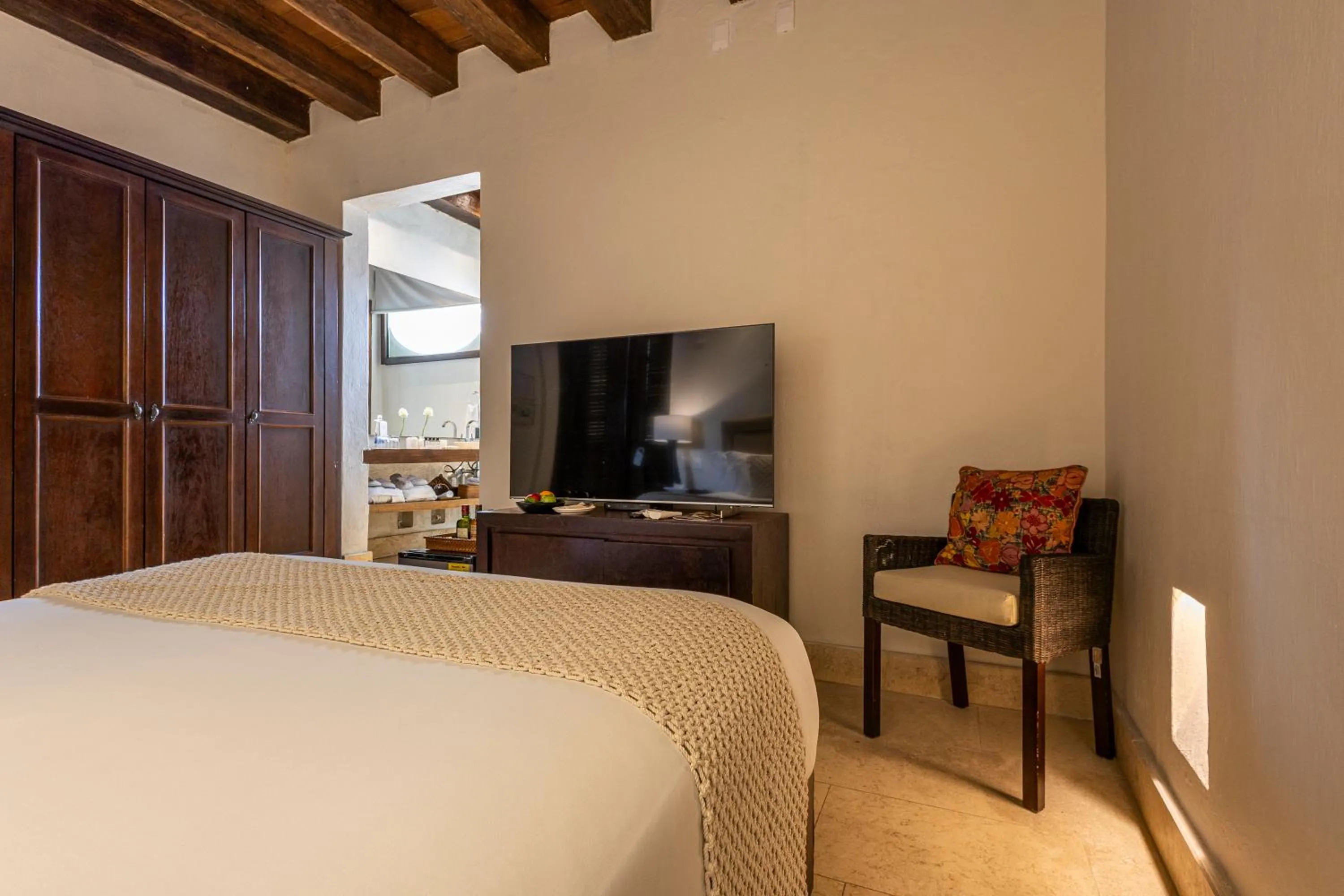 Photo of the whole room, Bed in Ananda Hotel Boutique