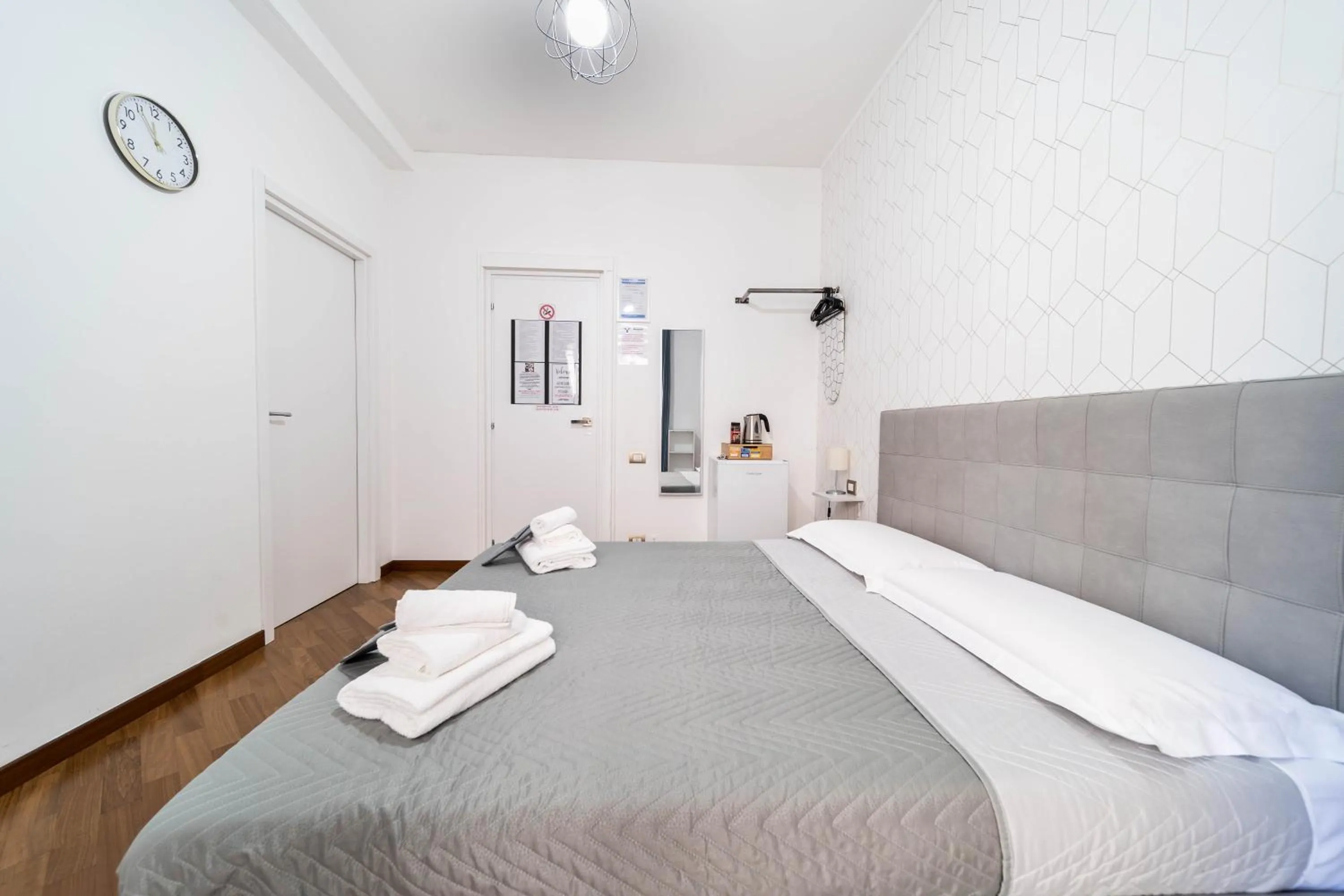 Photo of the whole room, Bed in Dante 138 Class rooms & apartments