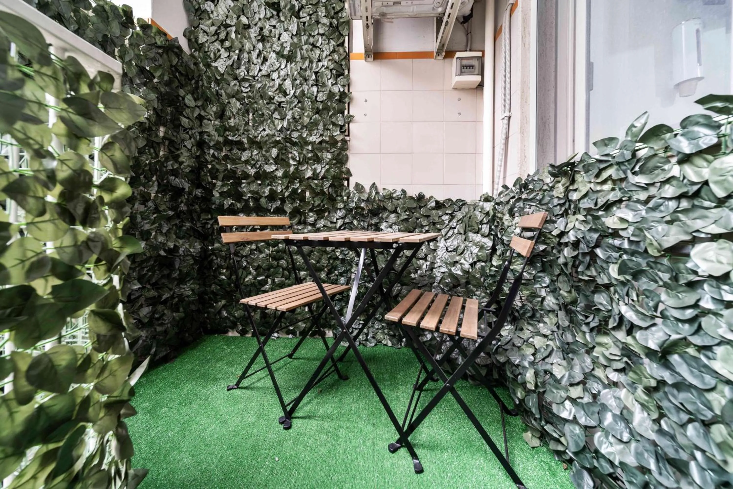 Patio in Dante 138 Class rooms & apartments