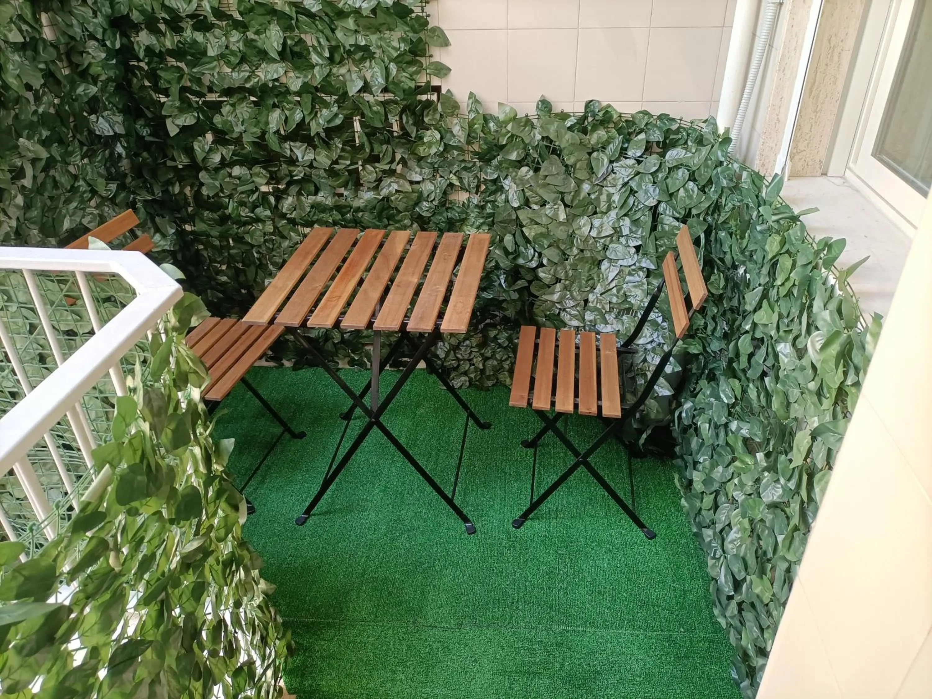 Patio in Dante 138 Class rooms & apartments