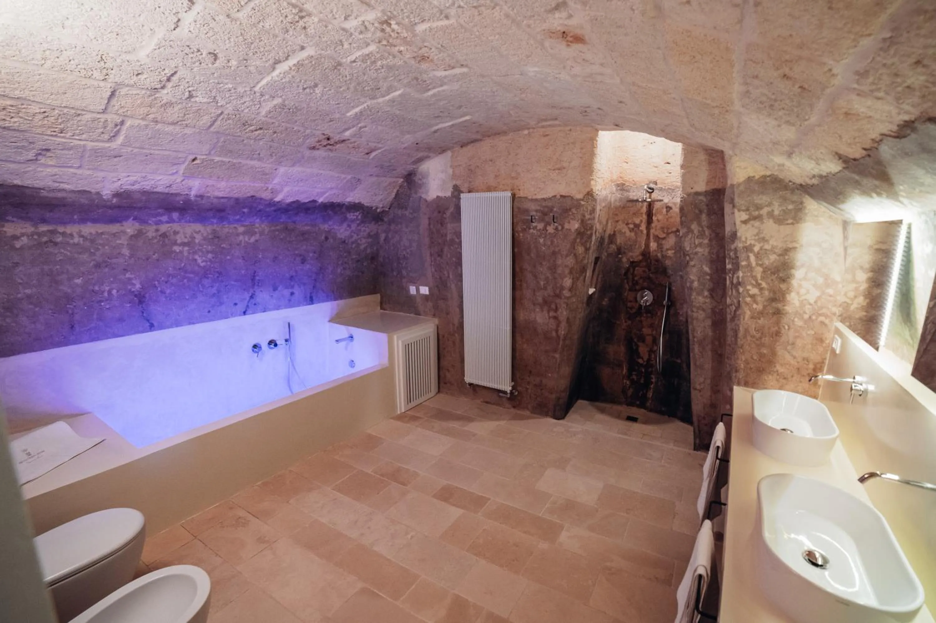 Shower in Tenuta Tresca Suites - Dimora Storica