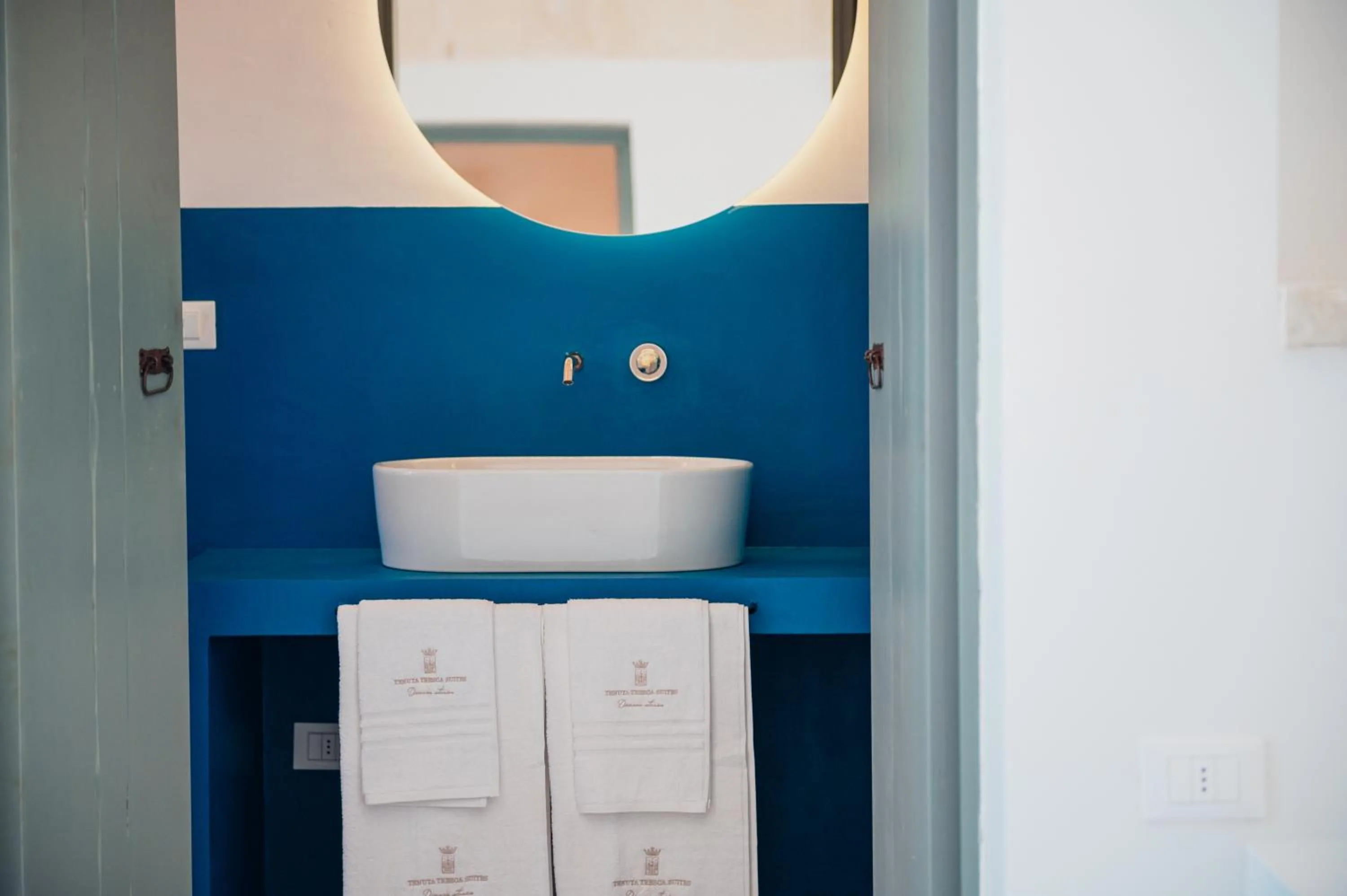 Bathroom in Tenuta Tresca Suites - Dimora Storica