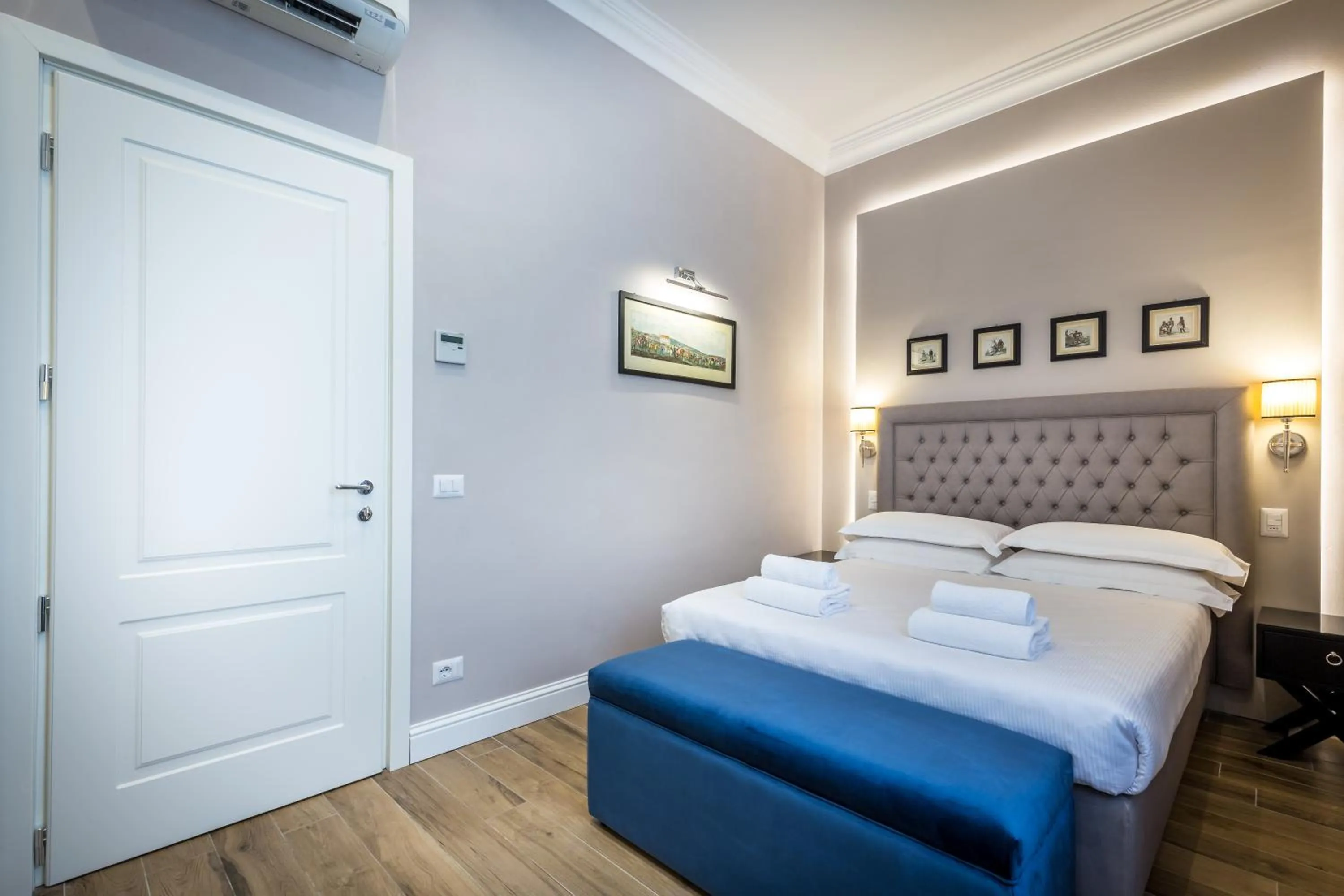 Bed in Hotel Emma Small Luxury Hotel