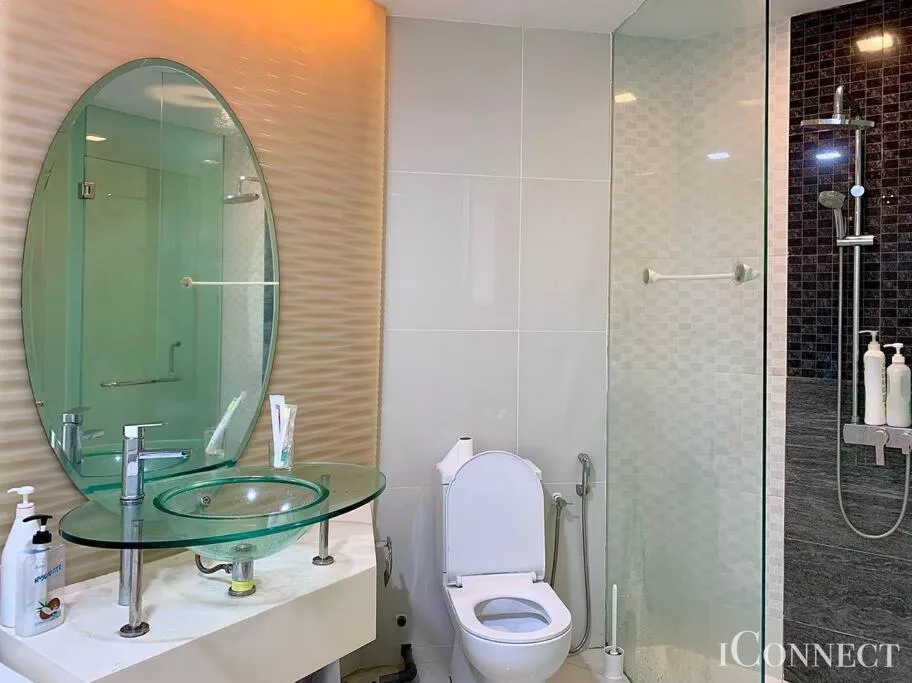Private Jacuzzi Staycation at KL City 152