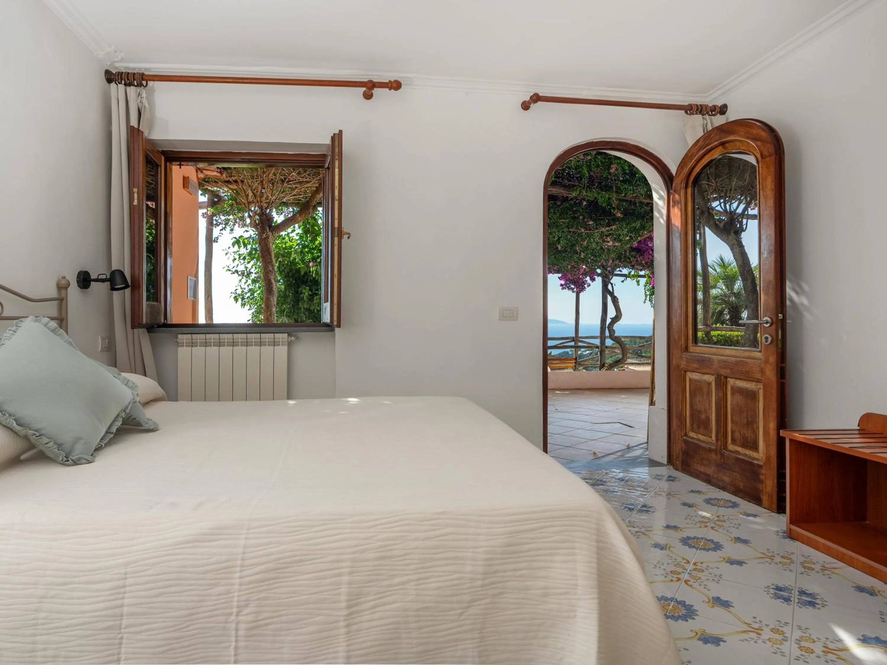 Bed in Hotel Il Girasole