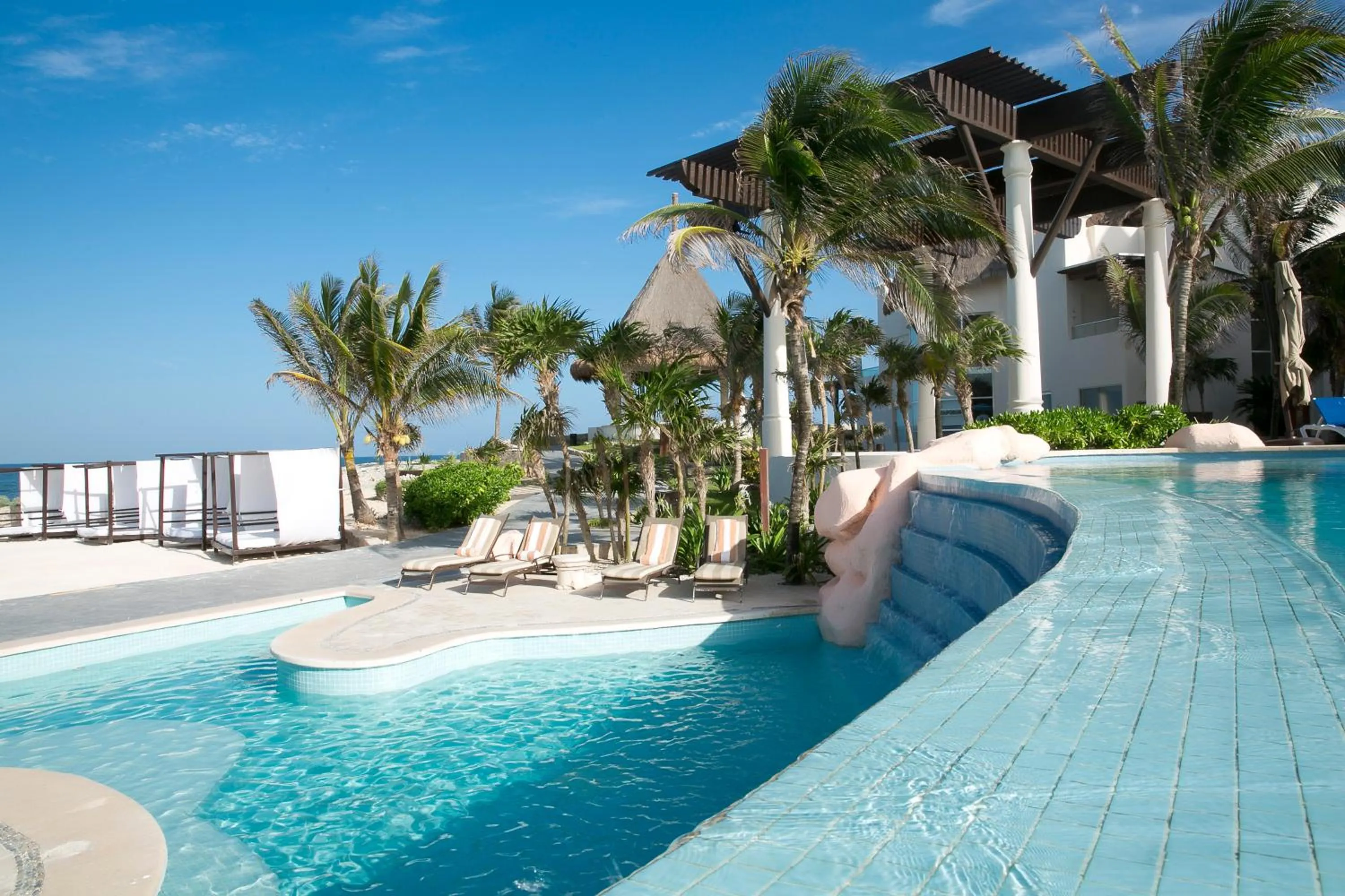 Swimming pool, Property Building in Kore Tulum Retreat Wellness Resort - Adults Only