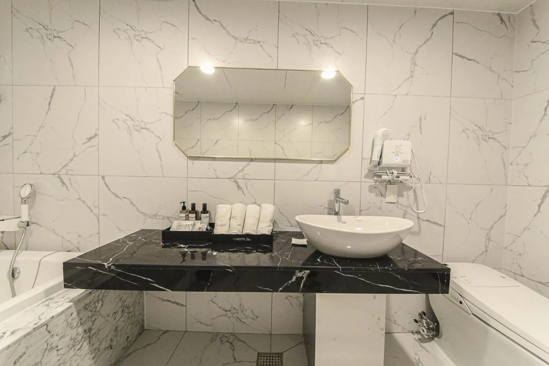 Bathroom in Hotel 24st Prestige