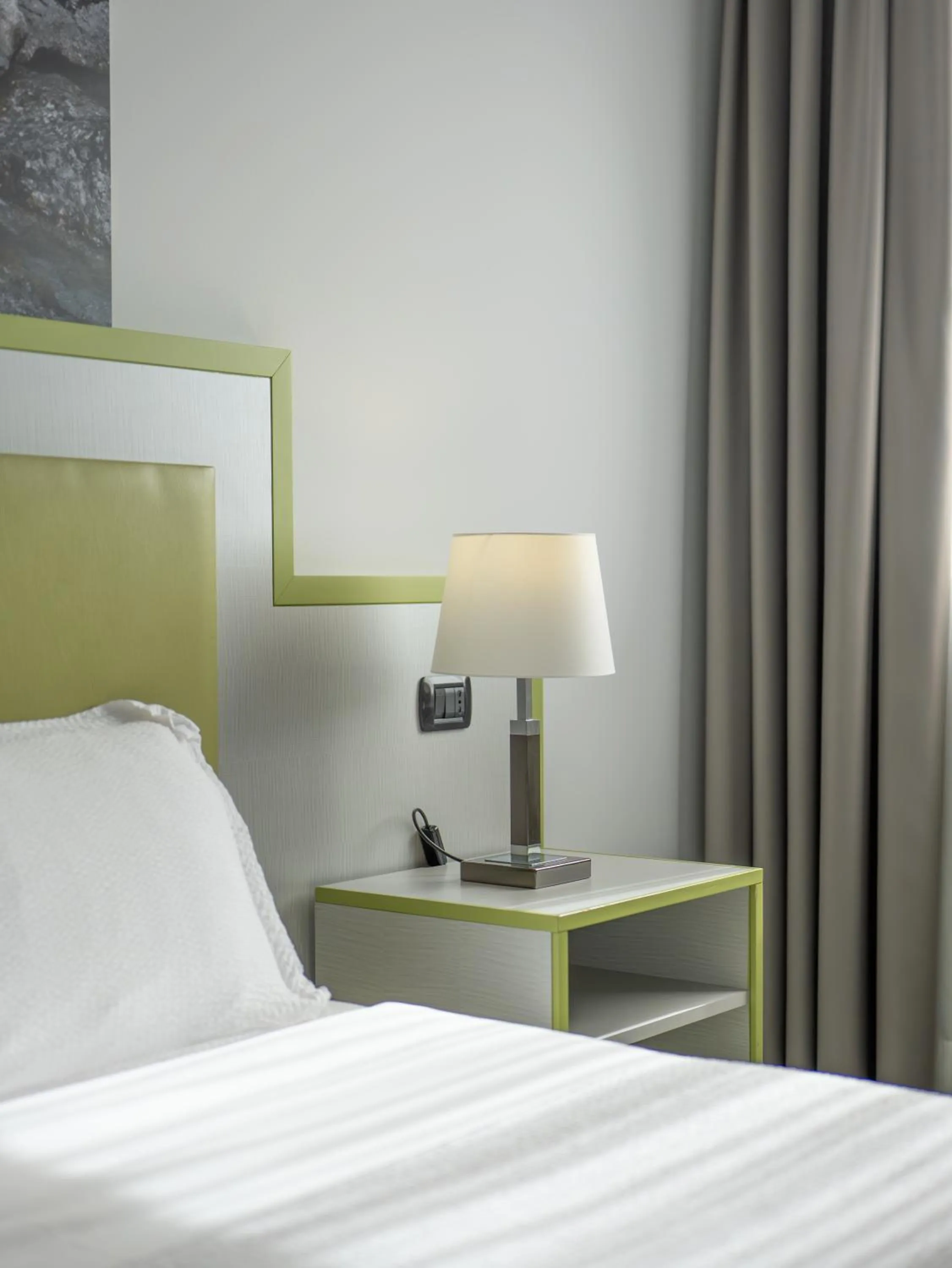 Bed in San Valentino Hotel