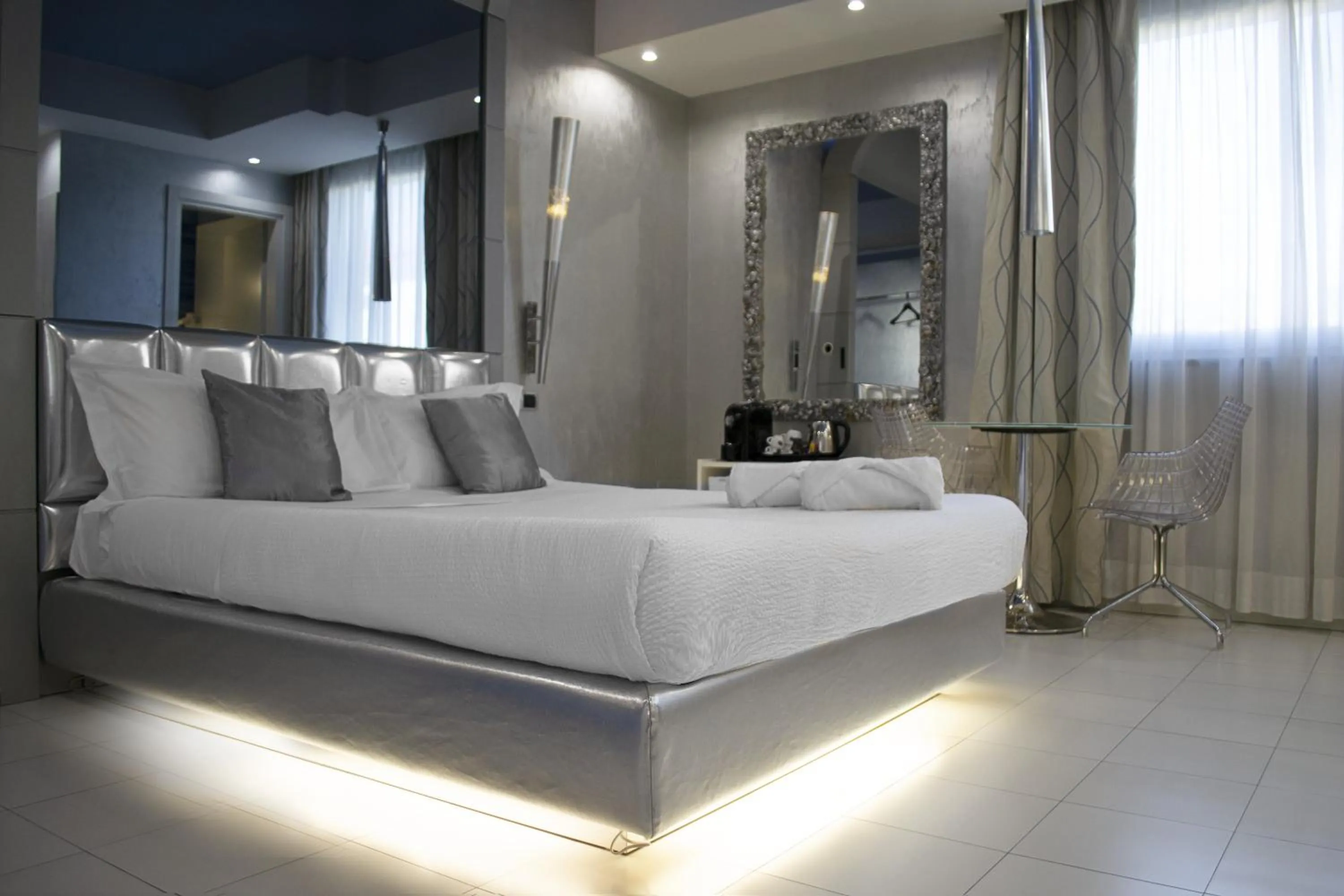 Bed in San Valentino Hotel