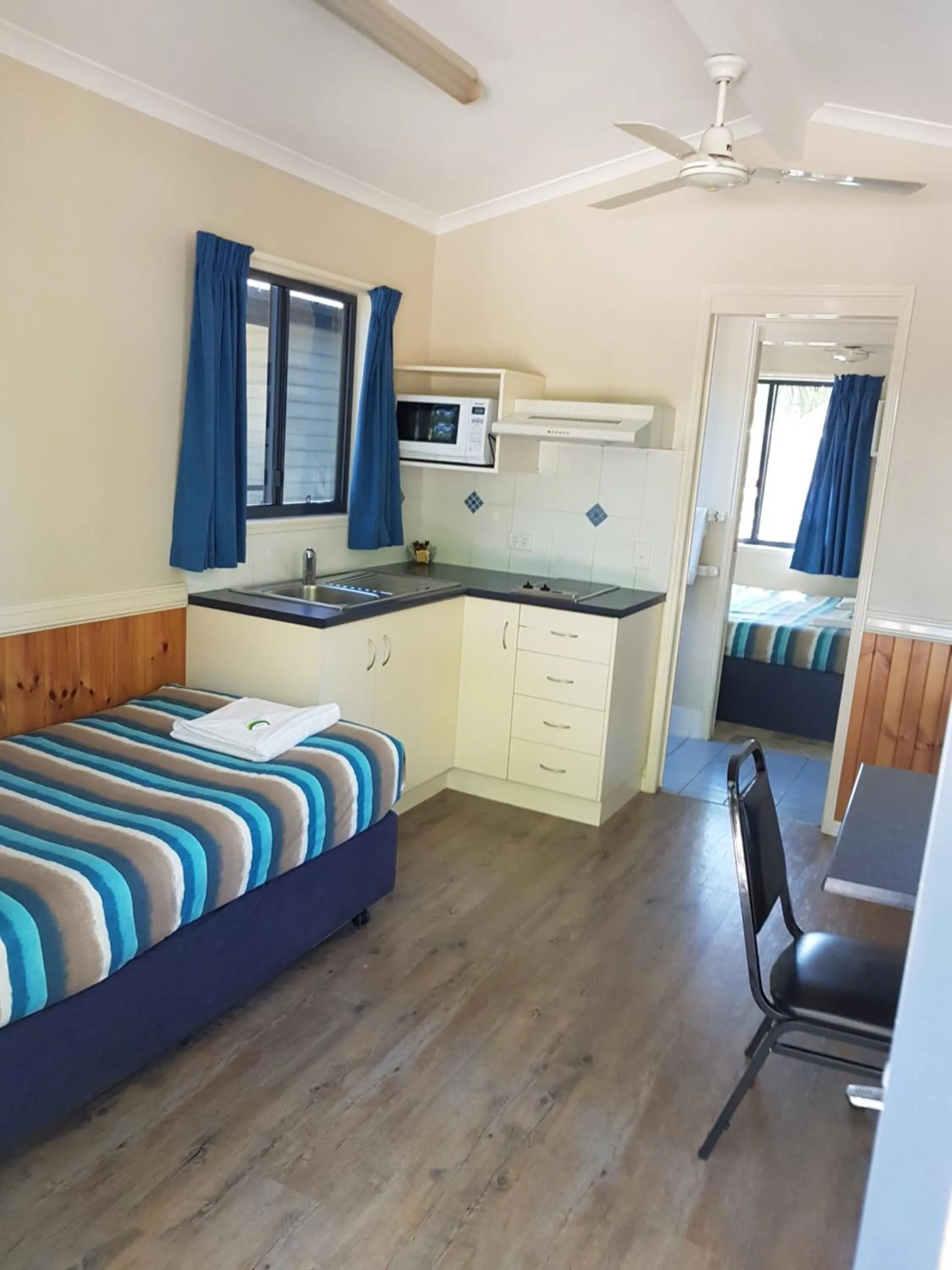 Kitchen or kitchenette in Coral Coast Tourist Park