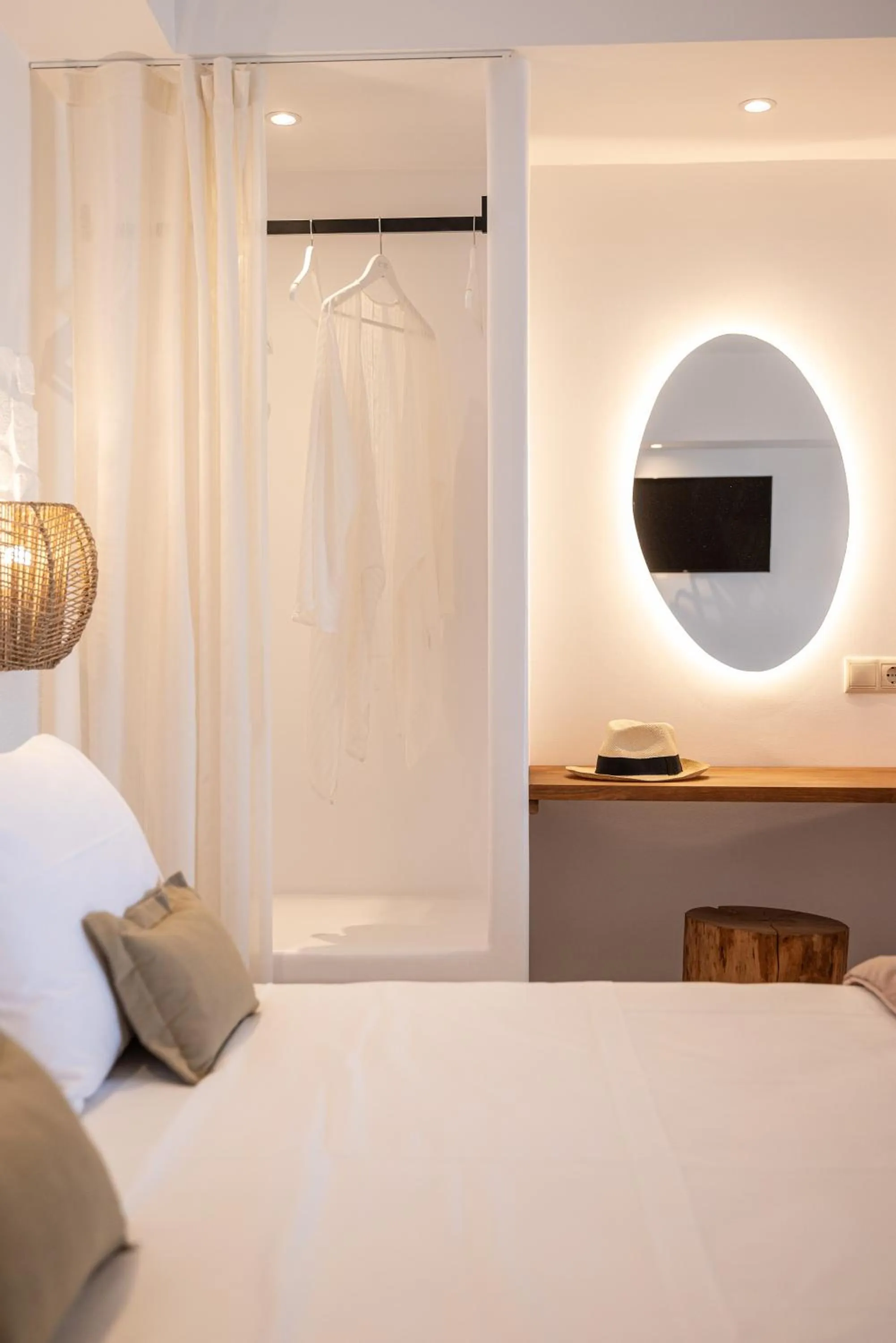 Bedroom, Bed in Euphoria Suites and Spa