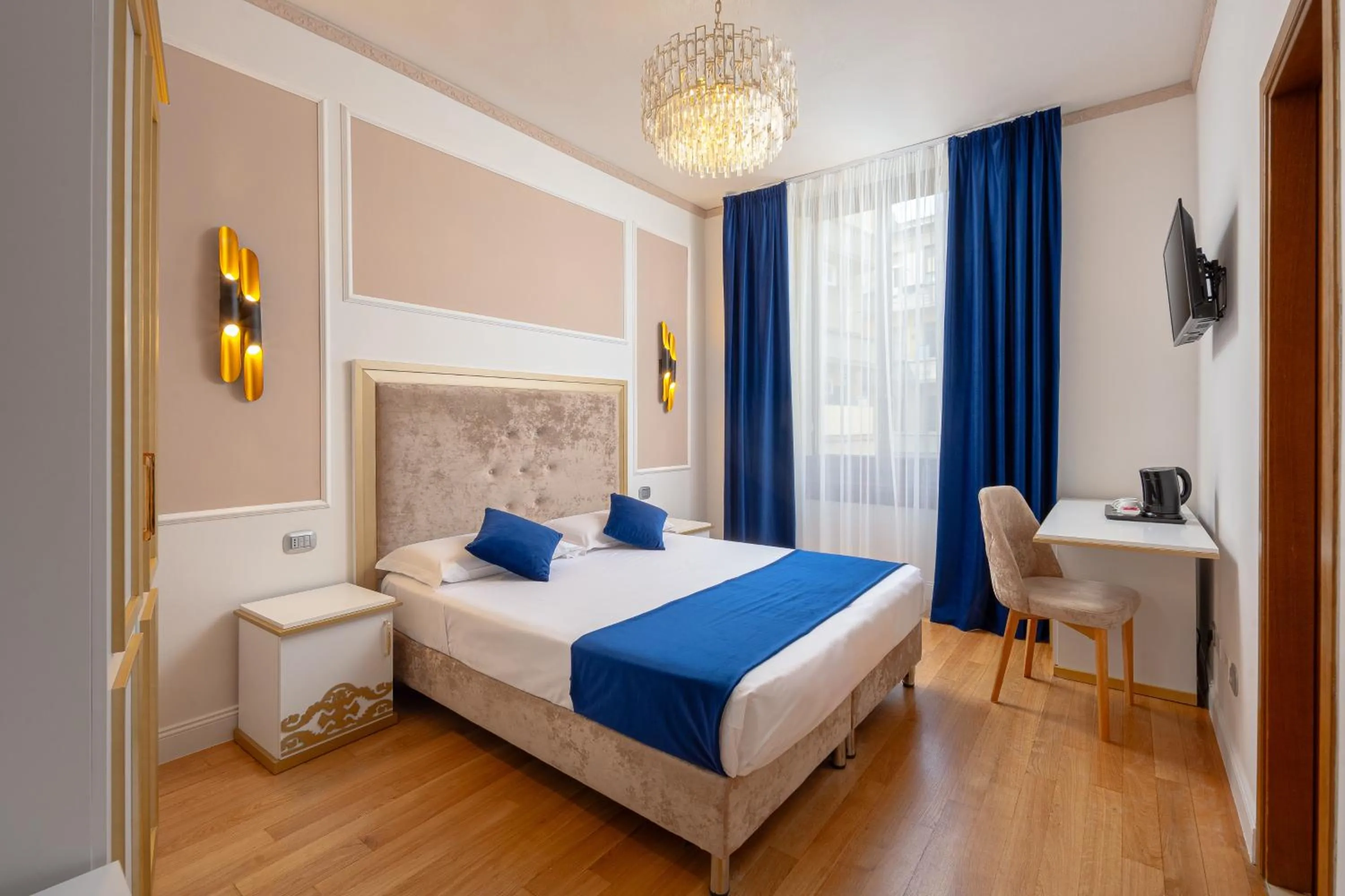 Bed in Hotel Annabella Roof Terrace