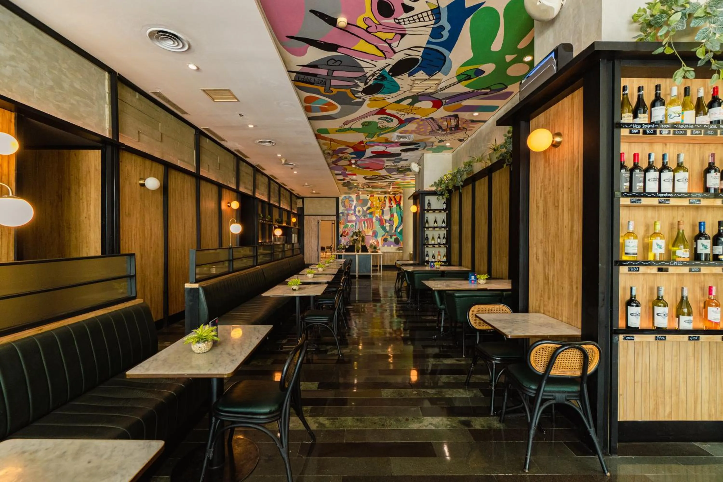 Restaurant/places to eat in ARTOTEL Thamrin Jakarta