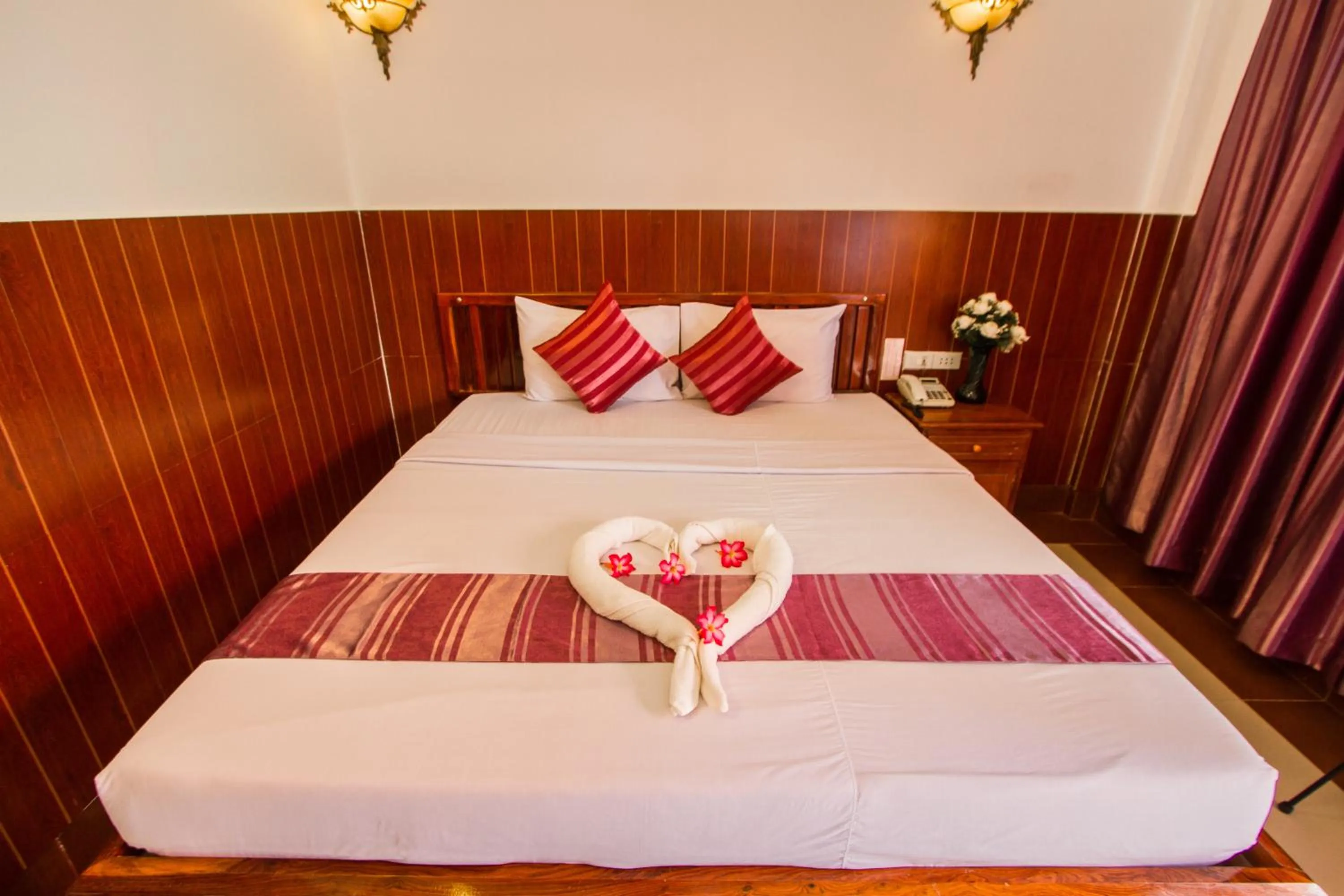 Photo of the whole room, Bed in Botoum Hotel