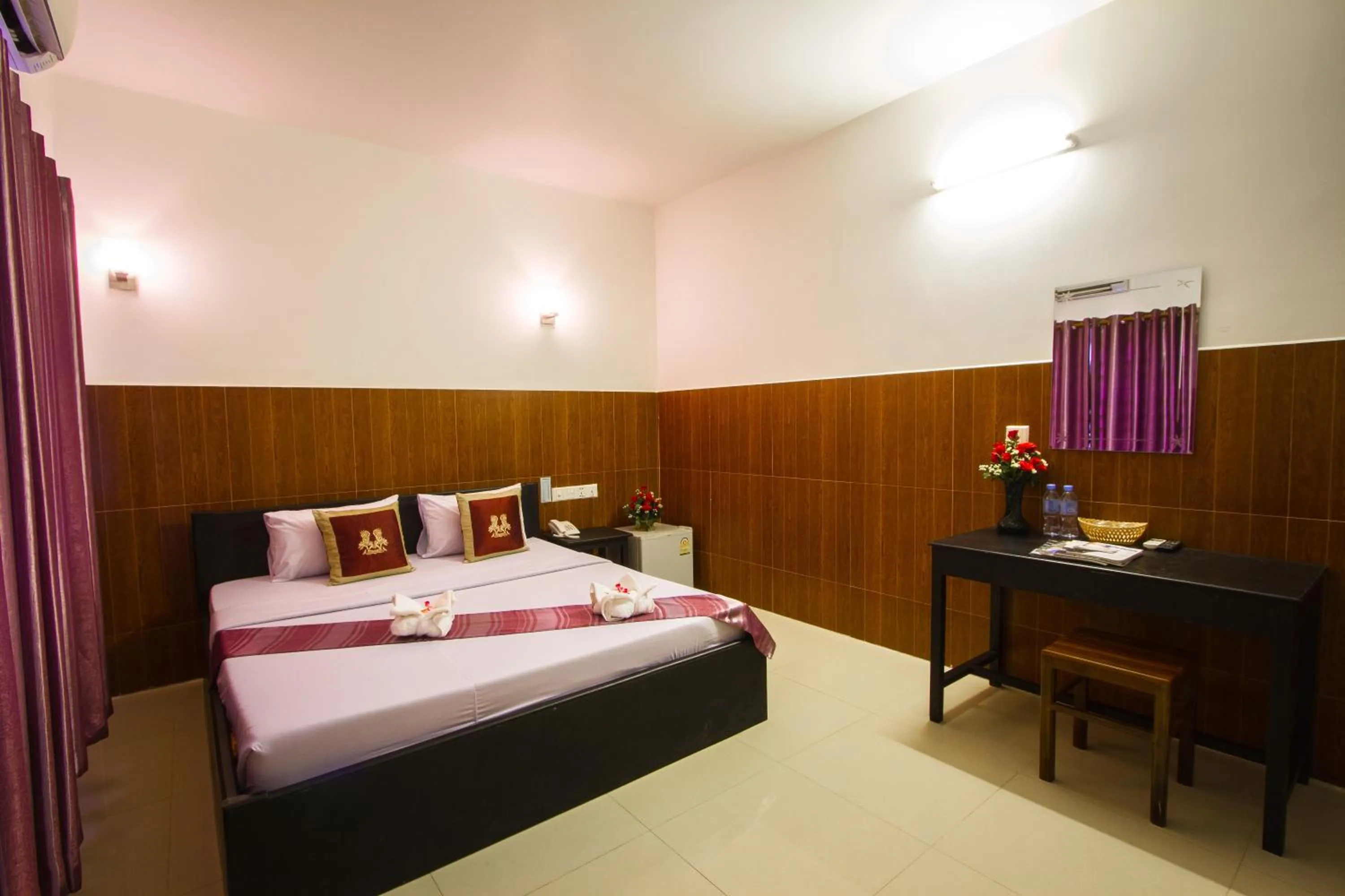 Photo of the whole room, Bed in Botoum Hotel