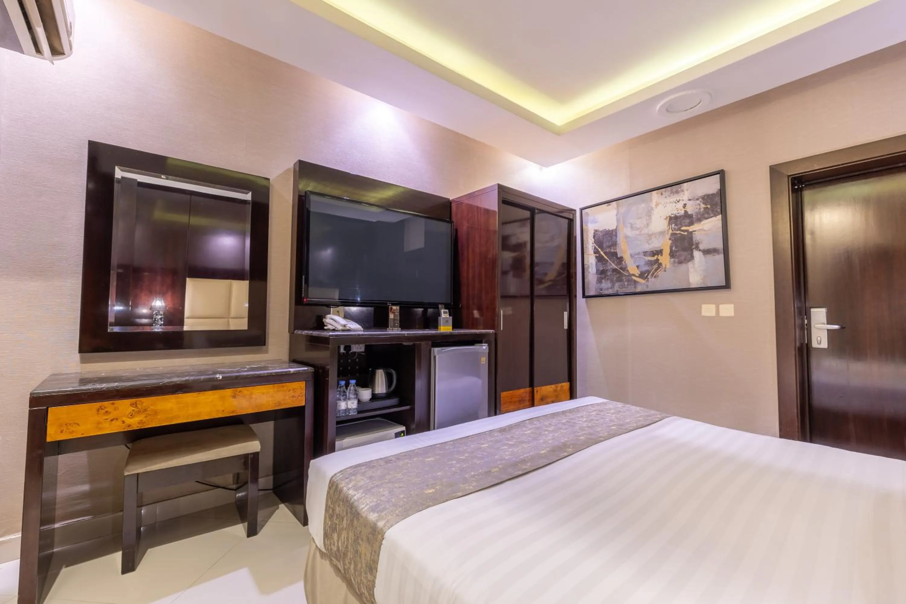 Bed in Al Muhaidb Residence Al Takhasossi 2