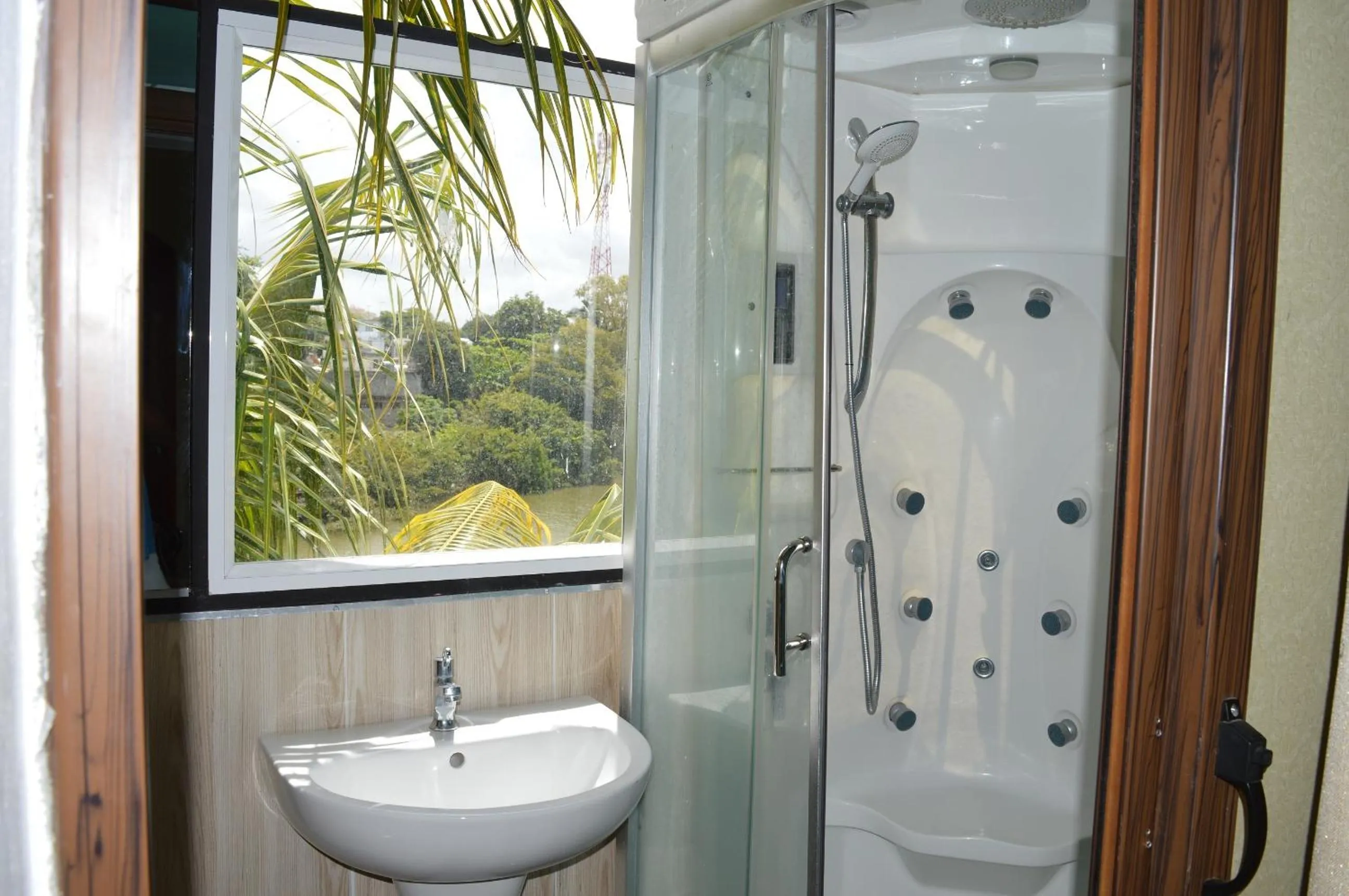 Day in Le Bamboo Guesthouse