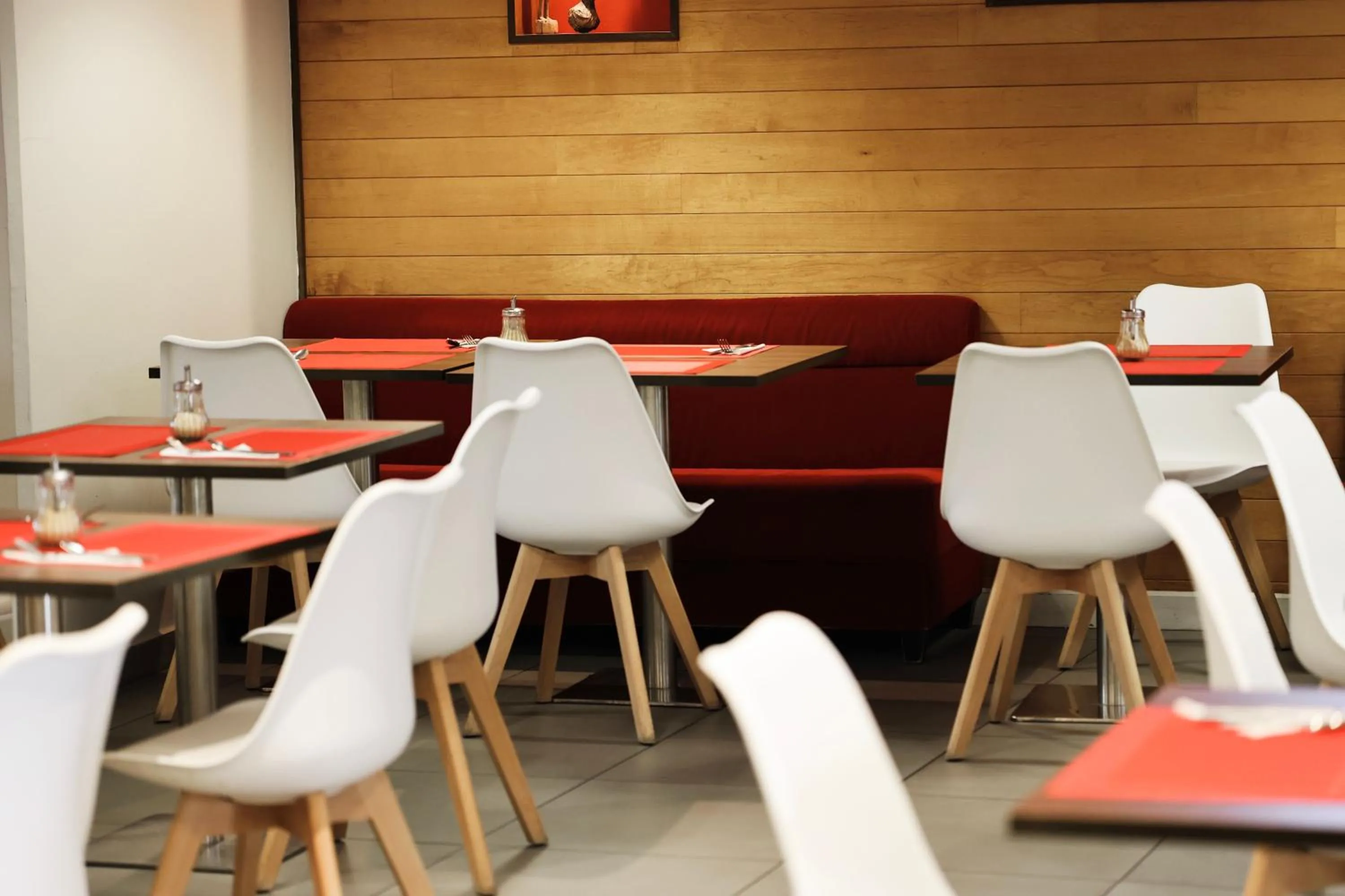 Restaurant/places to eat in Tulip Inn Sainte Clotilde, La Réunion