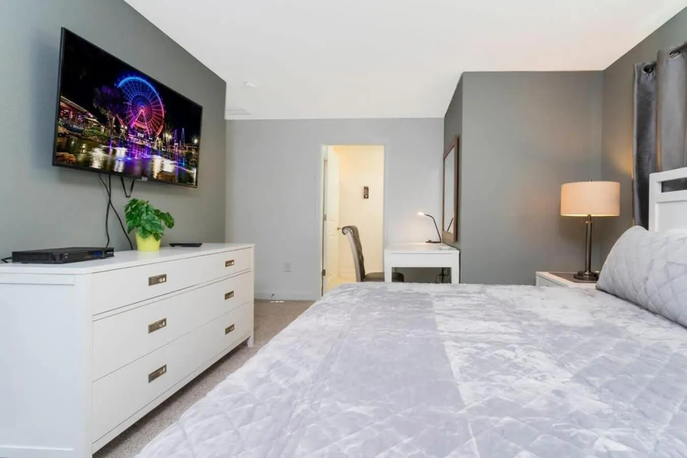 Bed in Wonderful 5 Bd Close to Disney @ Storey Lake Resort 2980