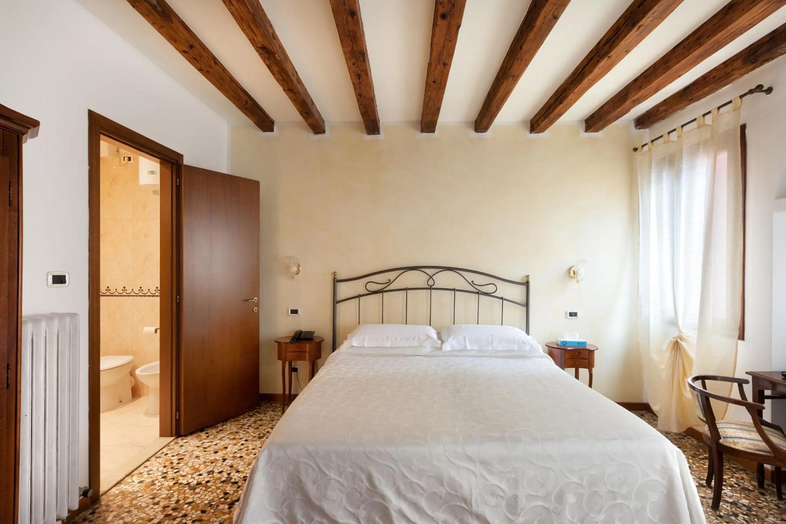 Bedroom, Bed in Locanda Art Deco