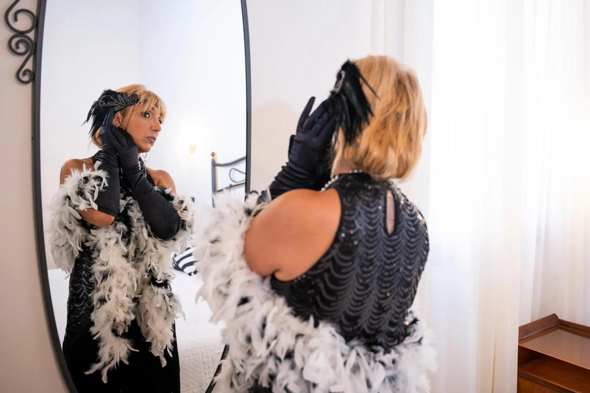 People in Locanda Art Deco