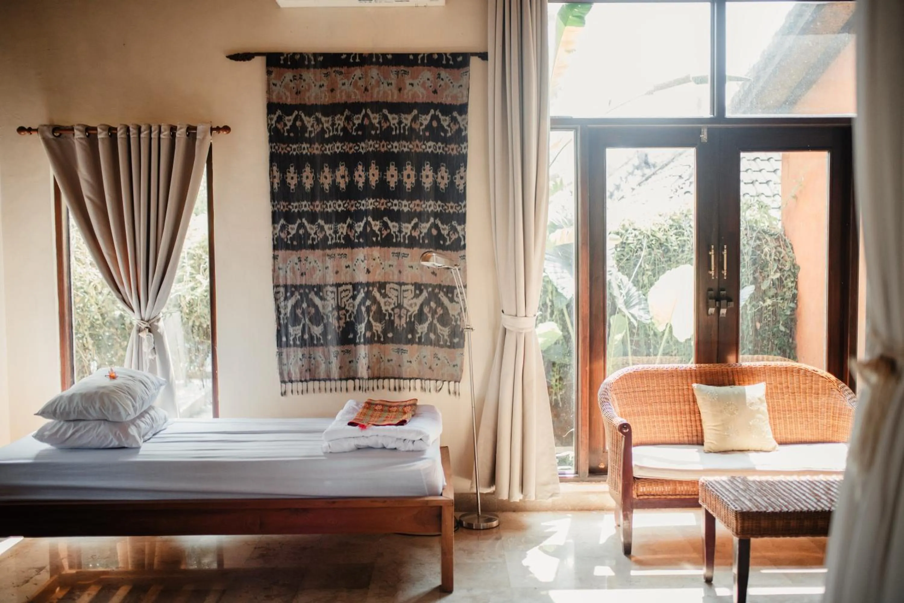 Bedroom, Bed in Mandala Desa