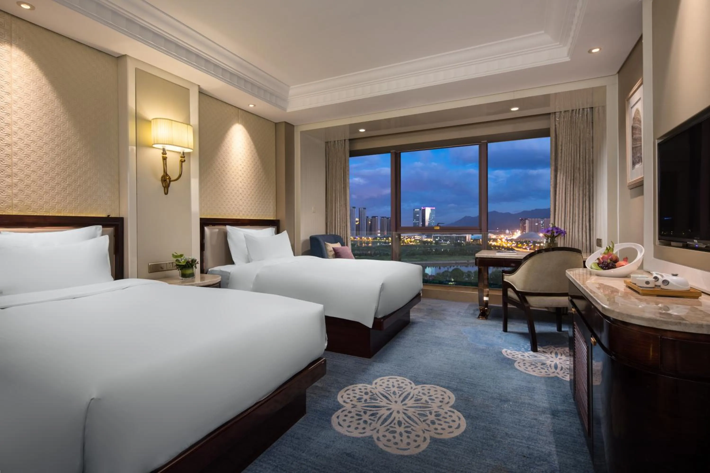 Photo of the whole room, Bed in Kasion International Hotel Yiwu