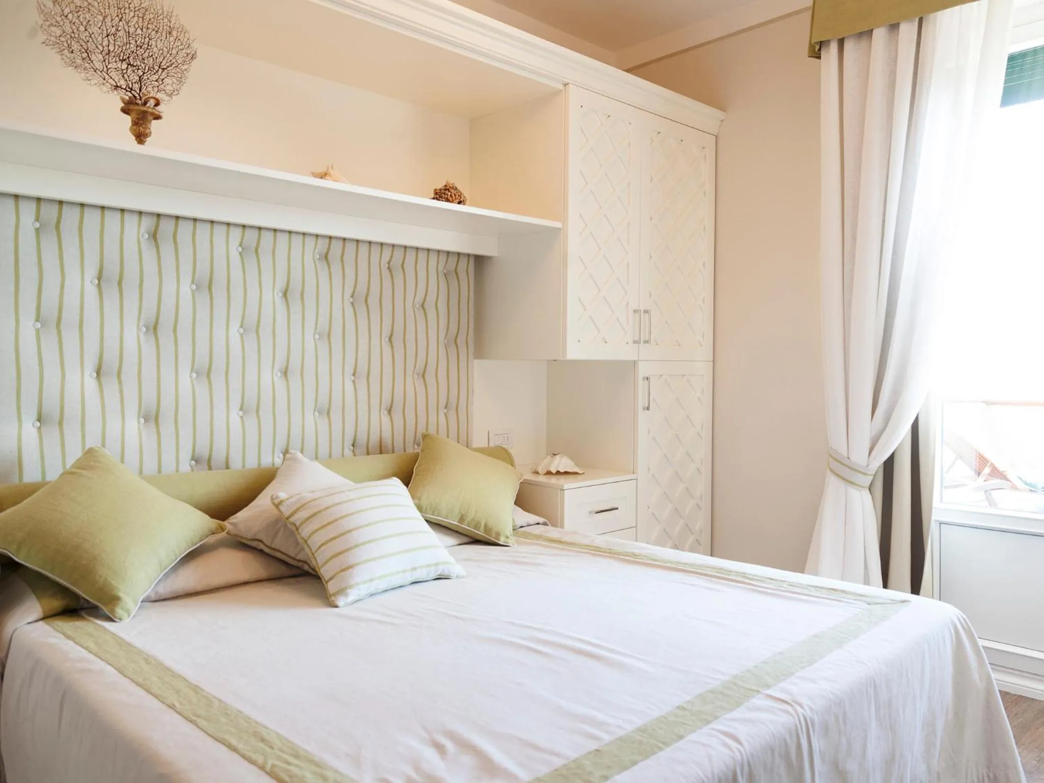 Bedroom, Bed in Hotel Villa Maremonti