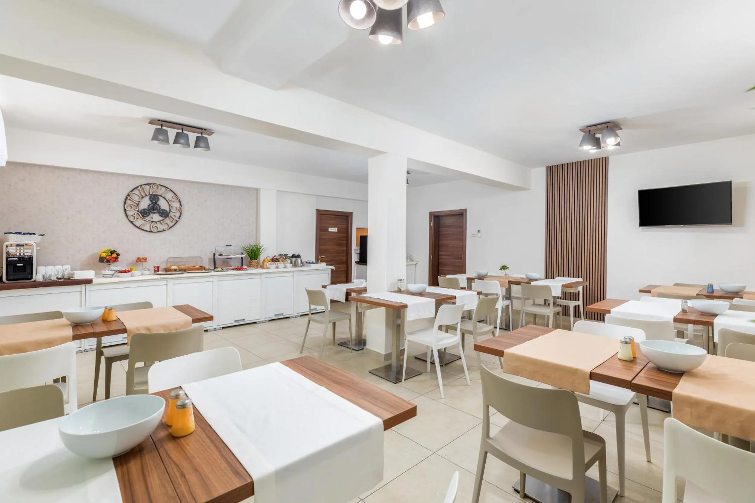 Breakfast in Apartments Villa Nina