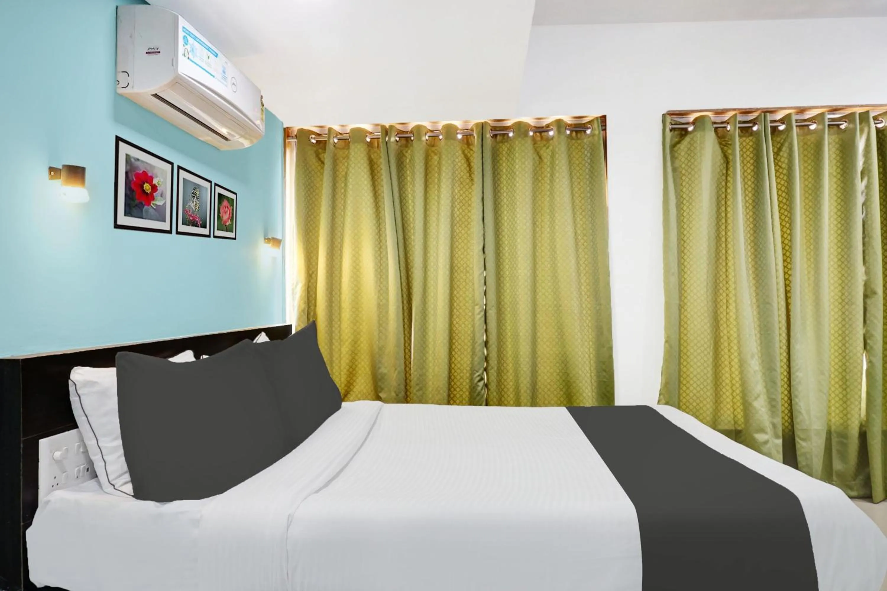 Bedroom, Bed in Aarambh Exotica