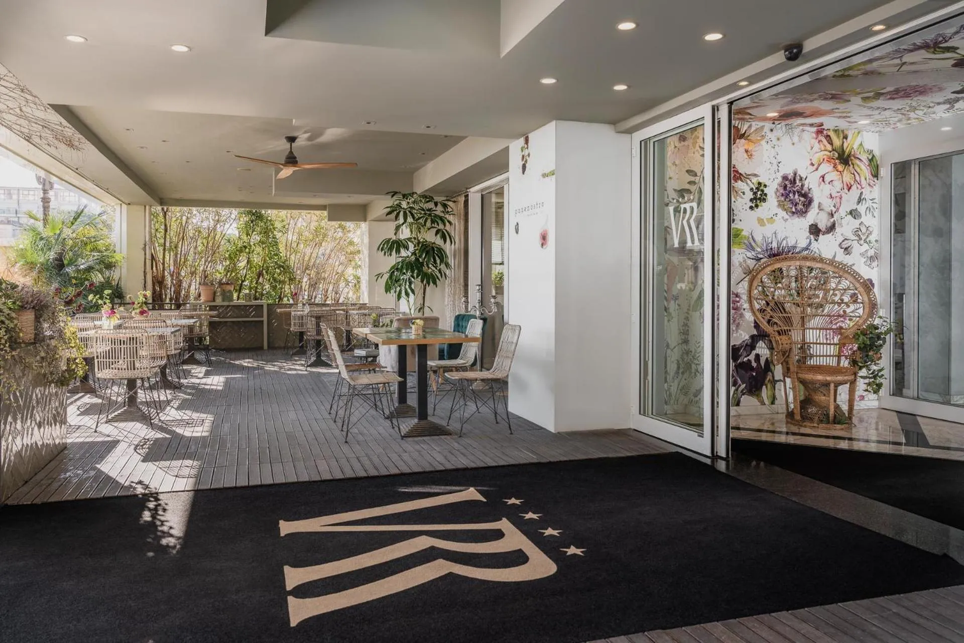Patio in Hotel Villa Rosa Riviera