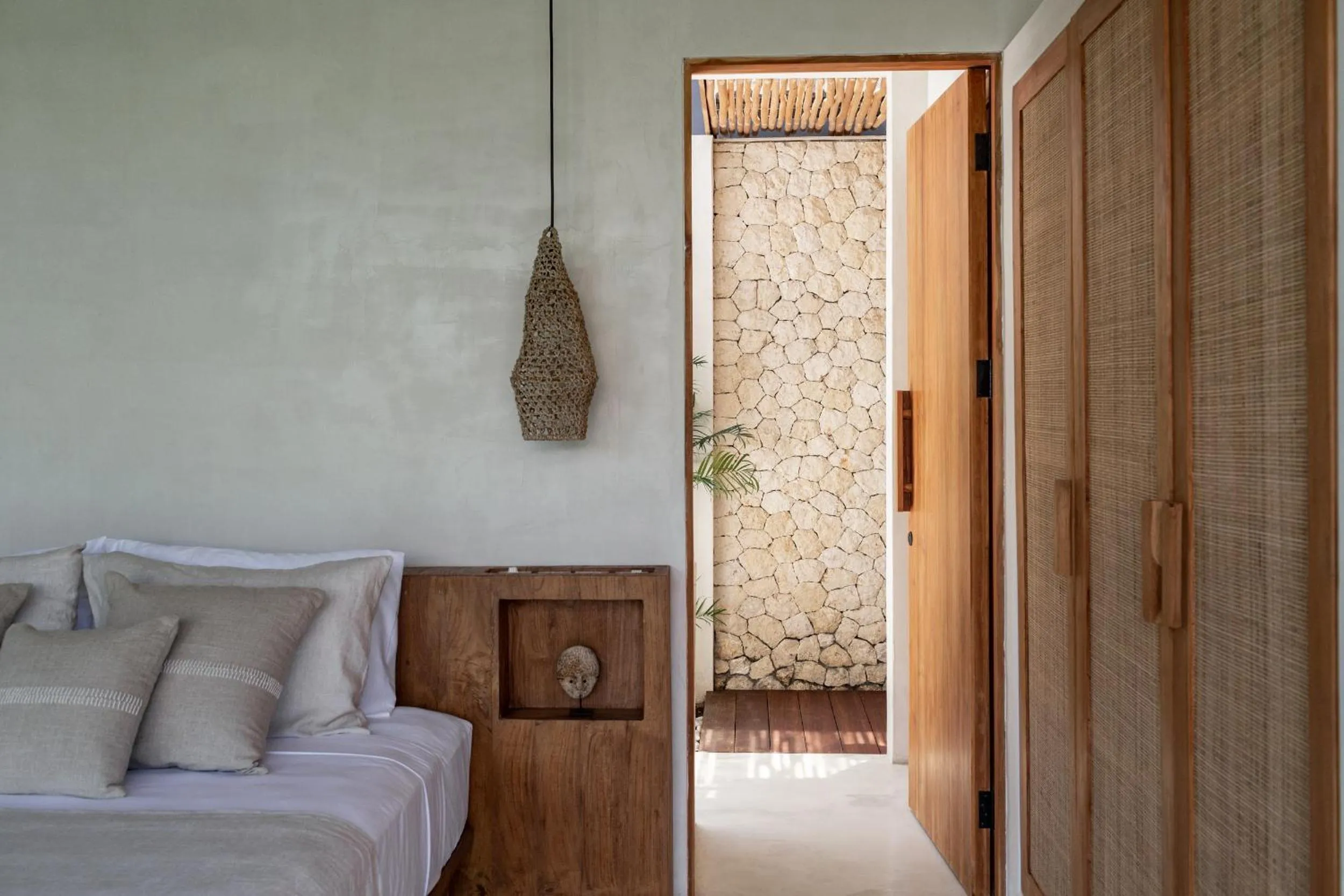Bed in Las Lunas Villas Canggu