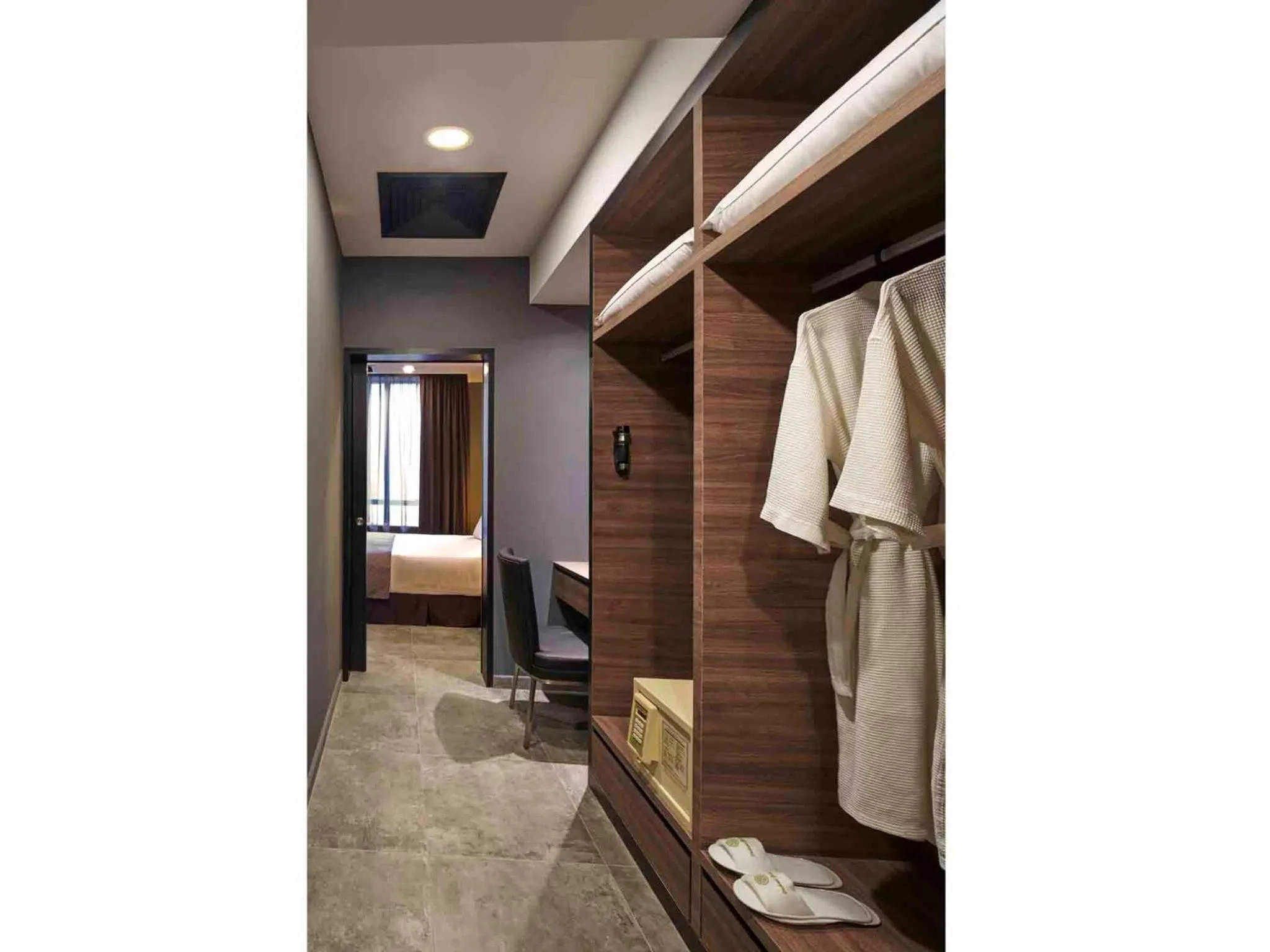 Bedroom in Orchard Grand Court