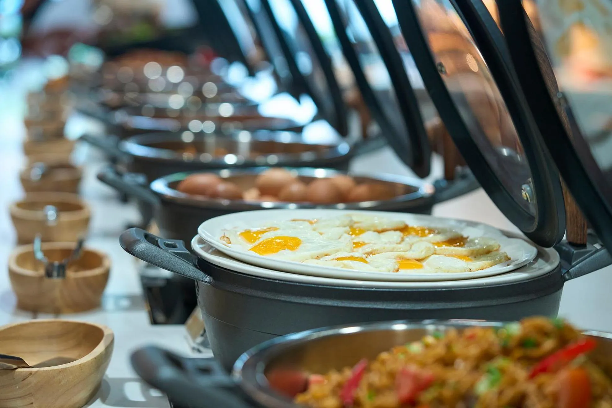 Breakfast in Orchard Grand Court