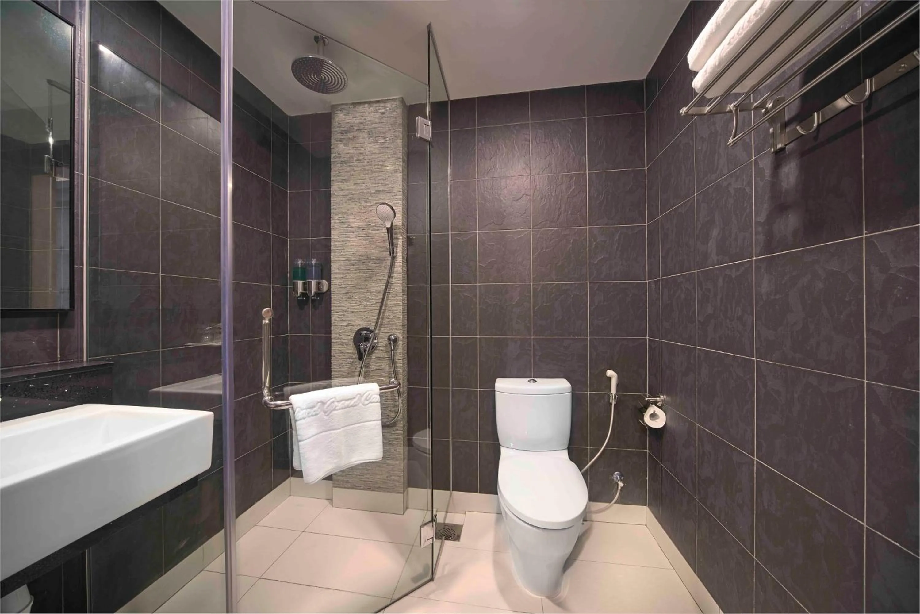 Bathroom in Orchard Grand Court