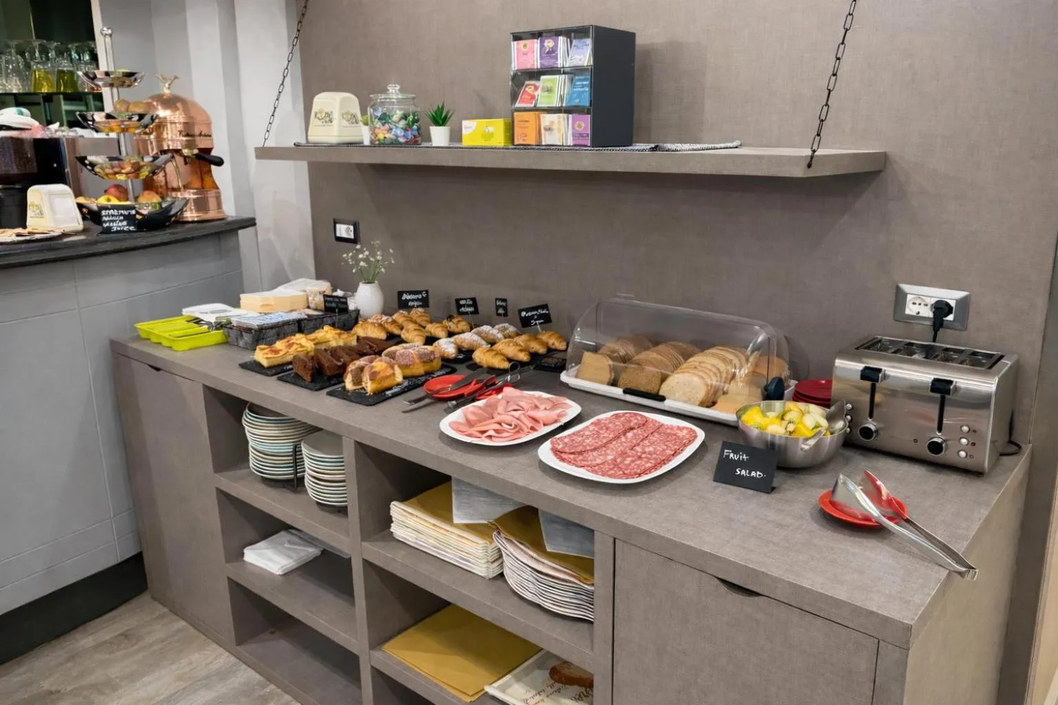 Breakfast in Hotel Perugino