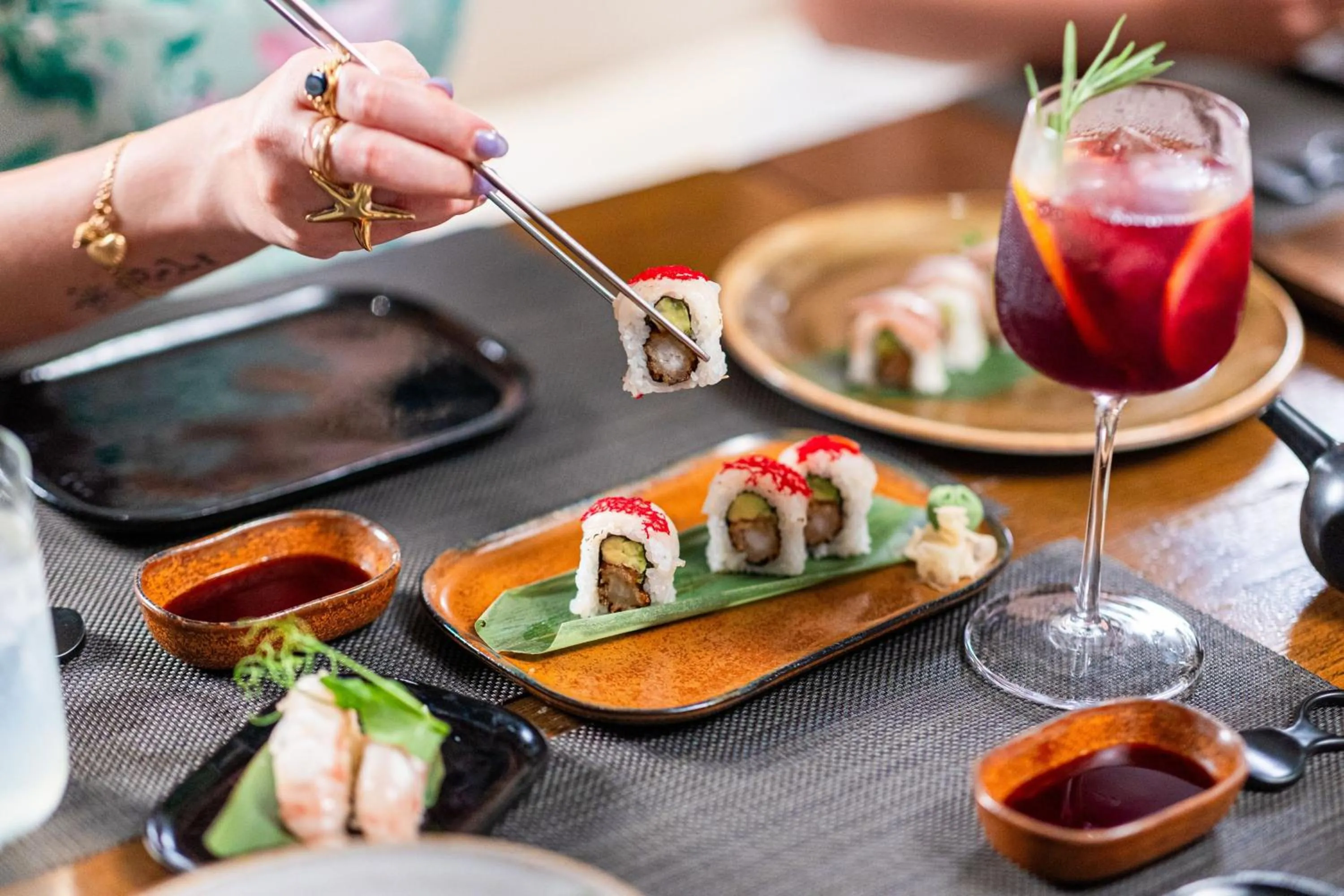 Restaurant/places to eat in W Algarve