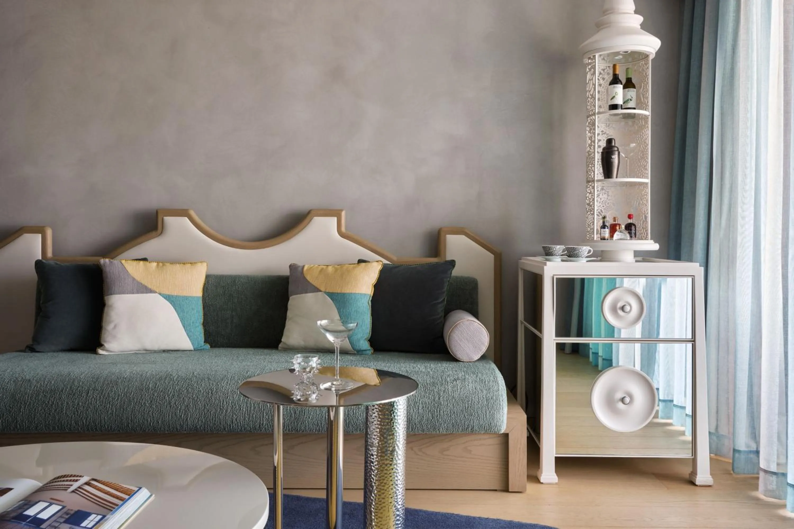 Lounge or bar in W Algarve