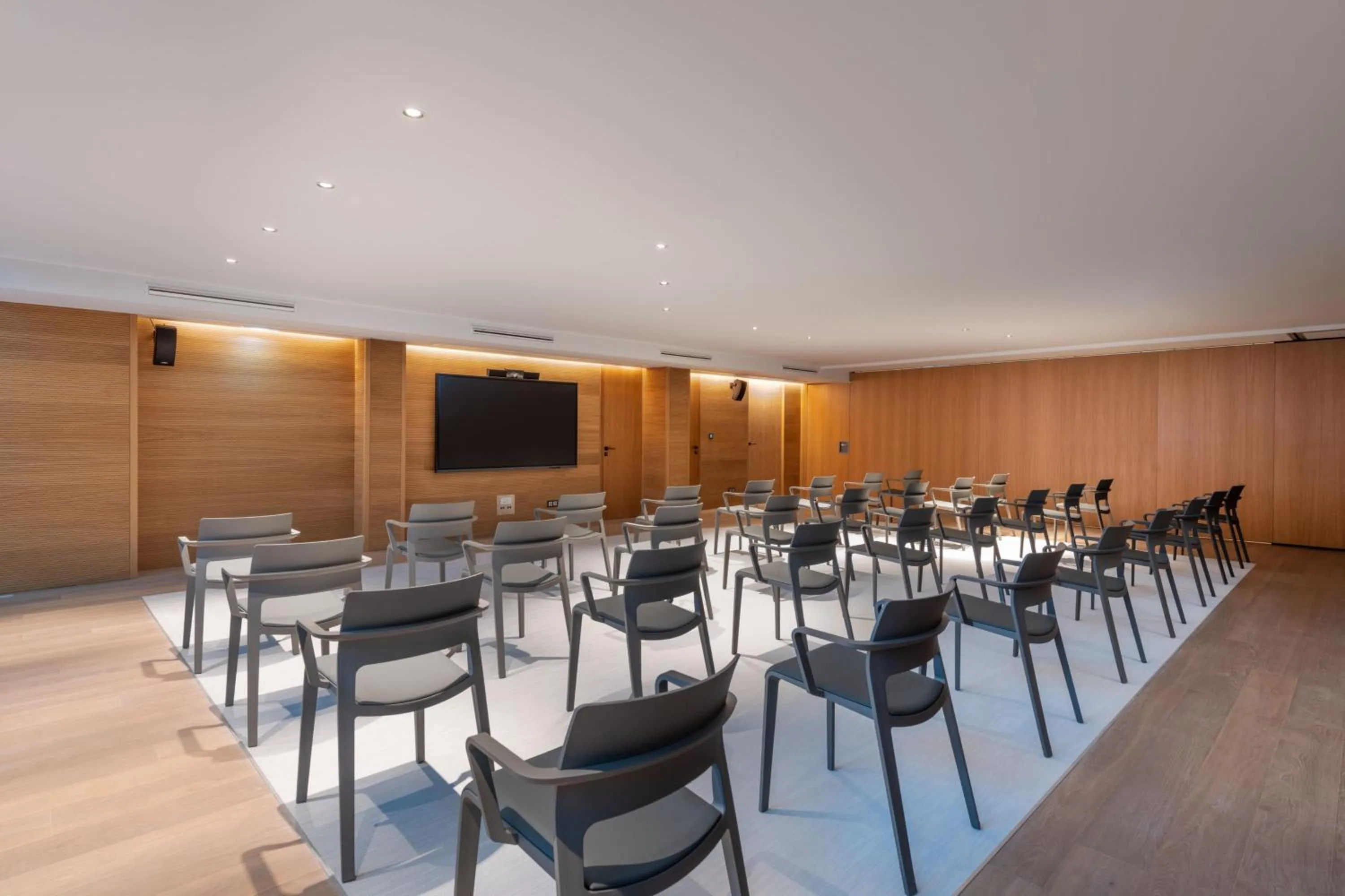 Entertainment in W Algarve