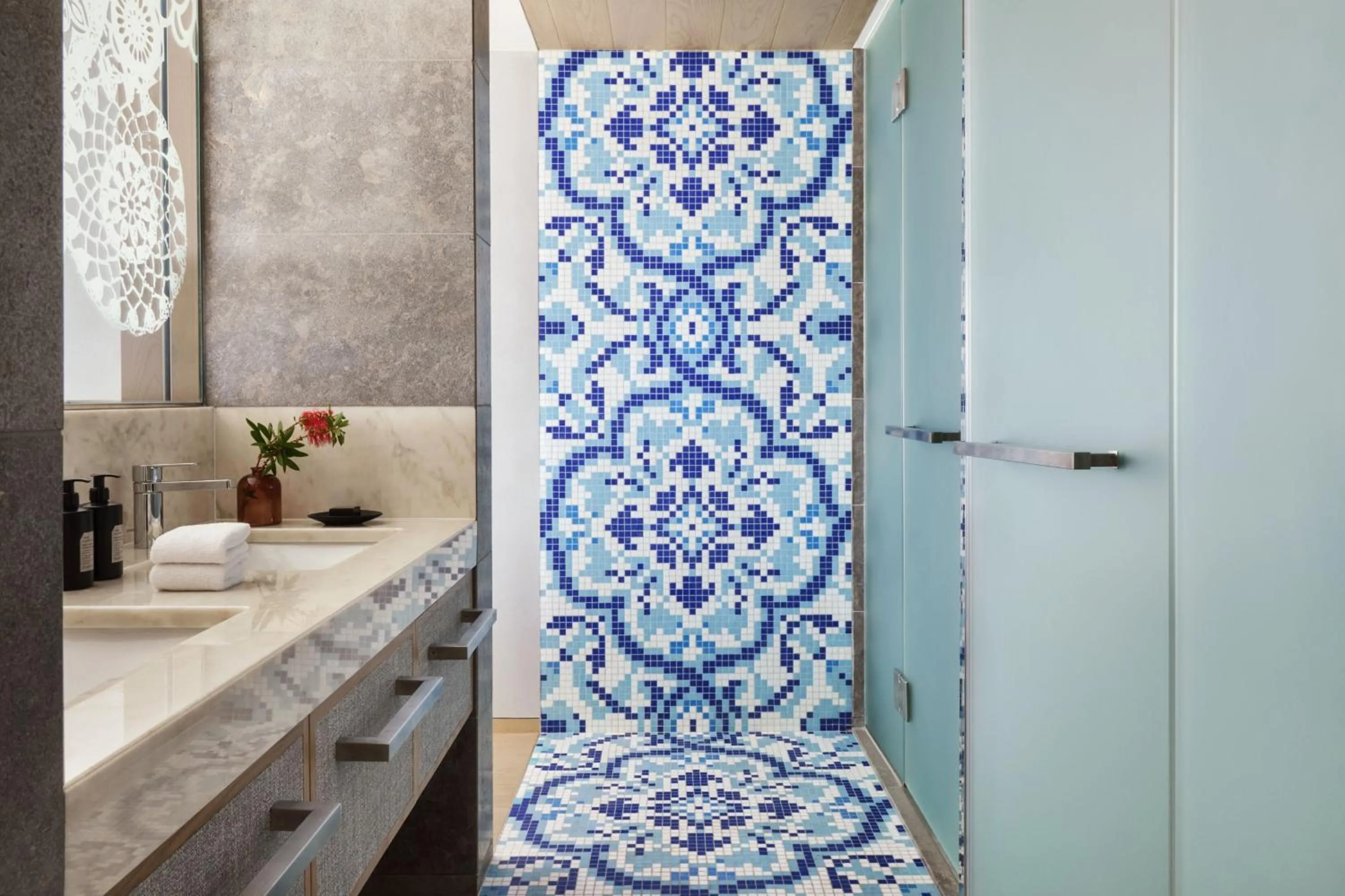 Bathroom in W Algarve