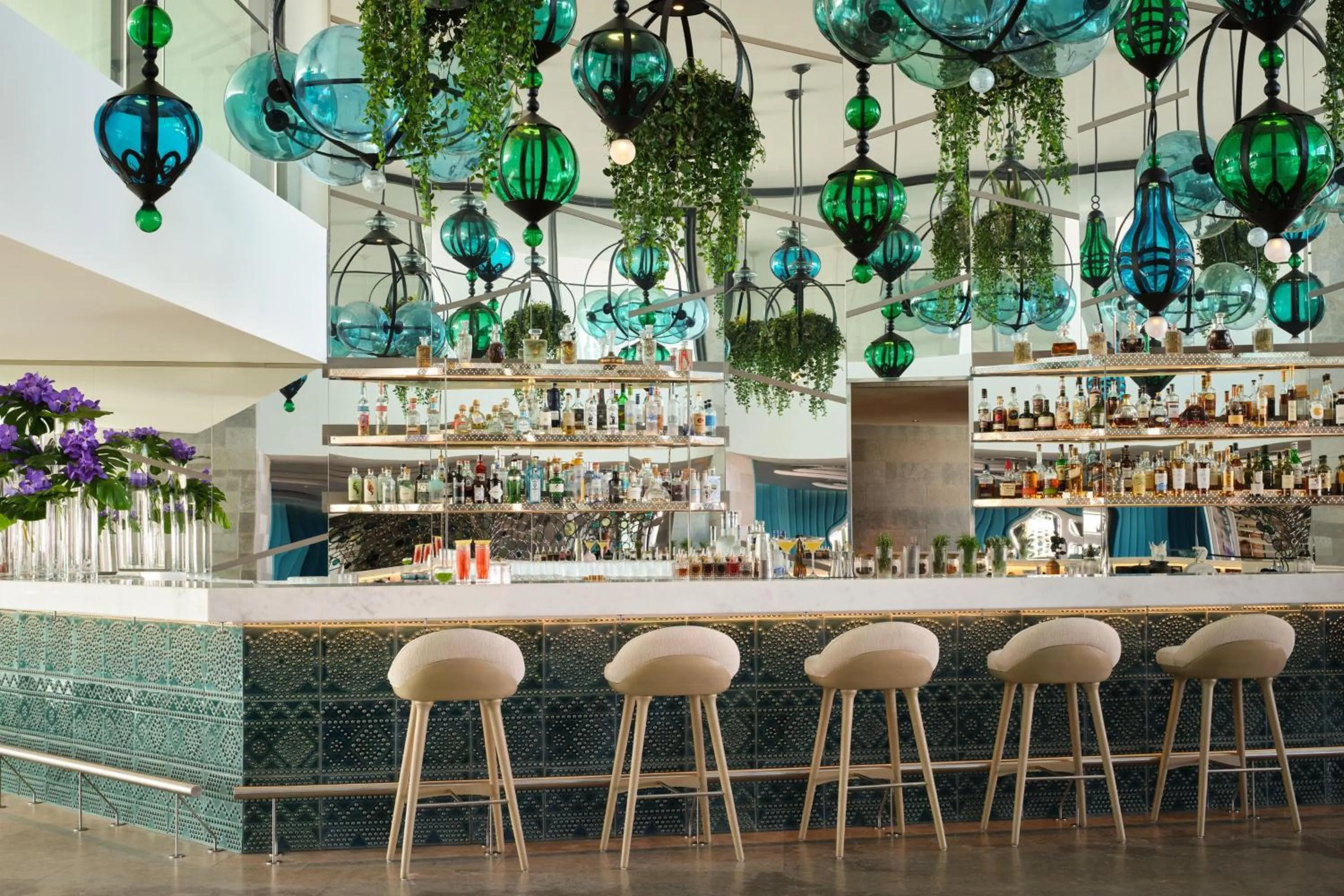 Lounge or bar in W Algarve