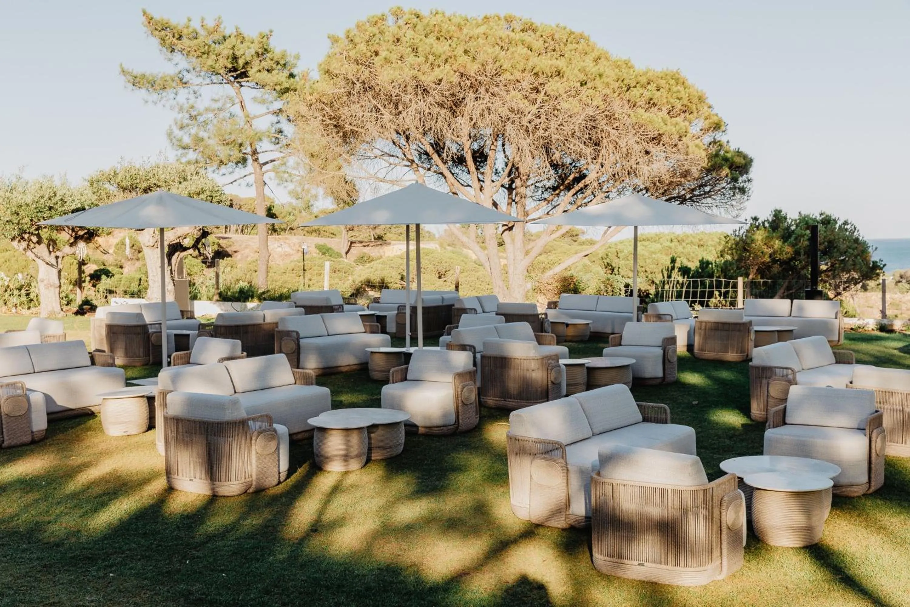 Lounge or bar in W Algarve