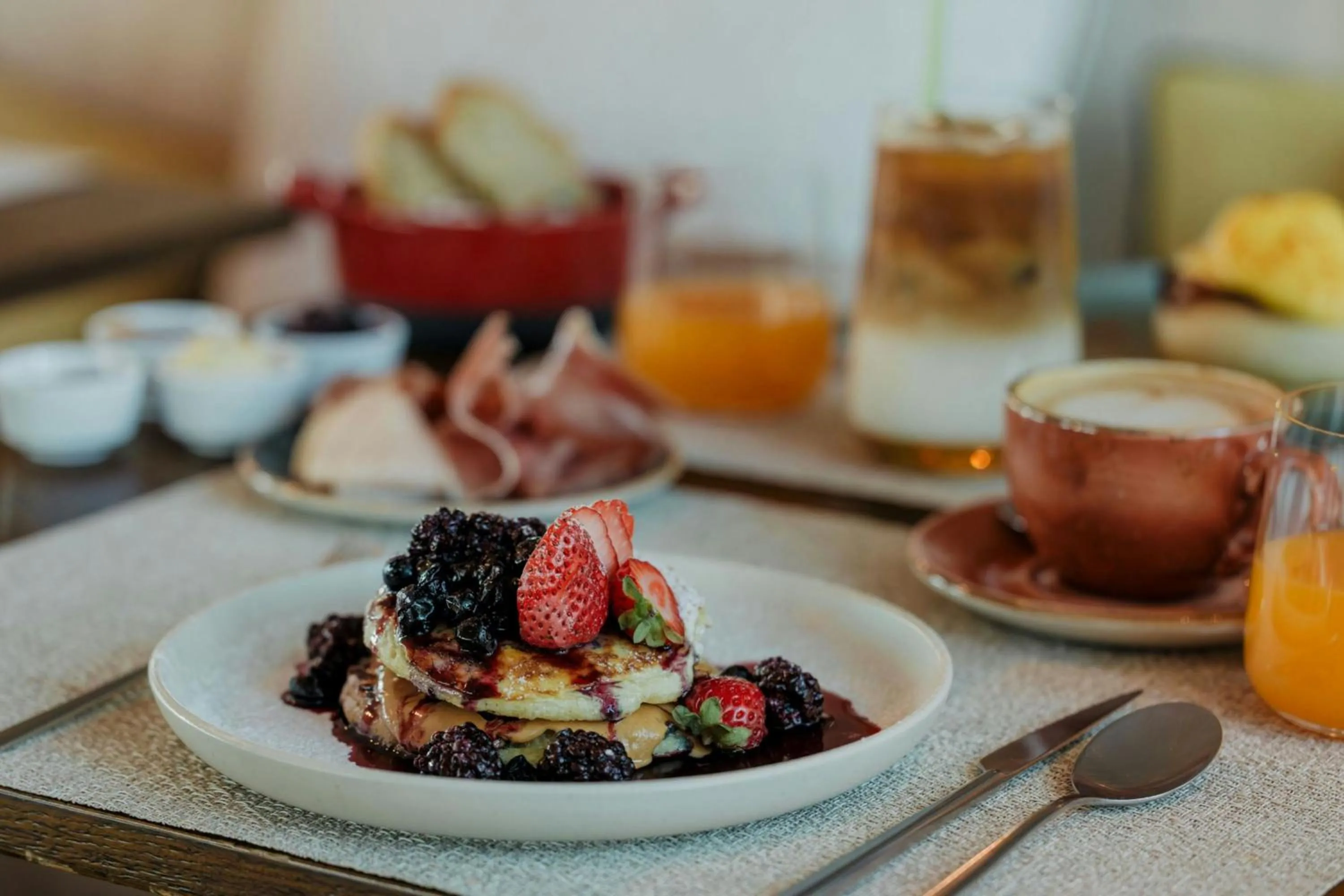 Kitchen or kitchenette in W Algarve