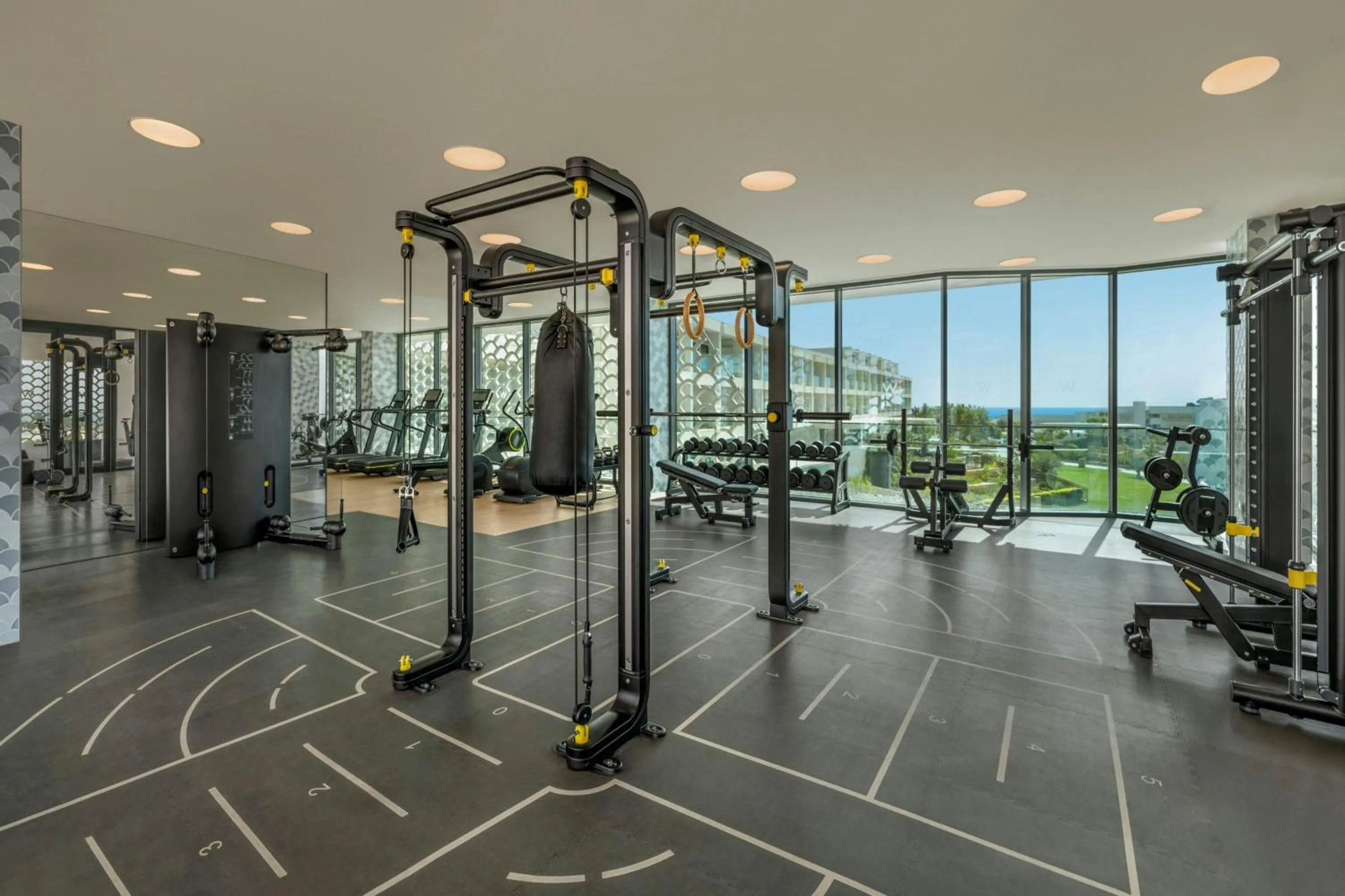 Fitness centre/facilities in W Residences Algarve