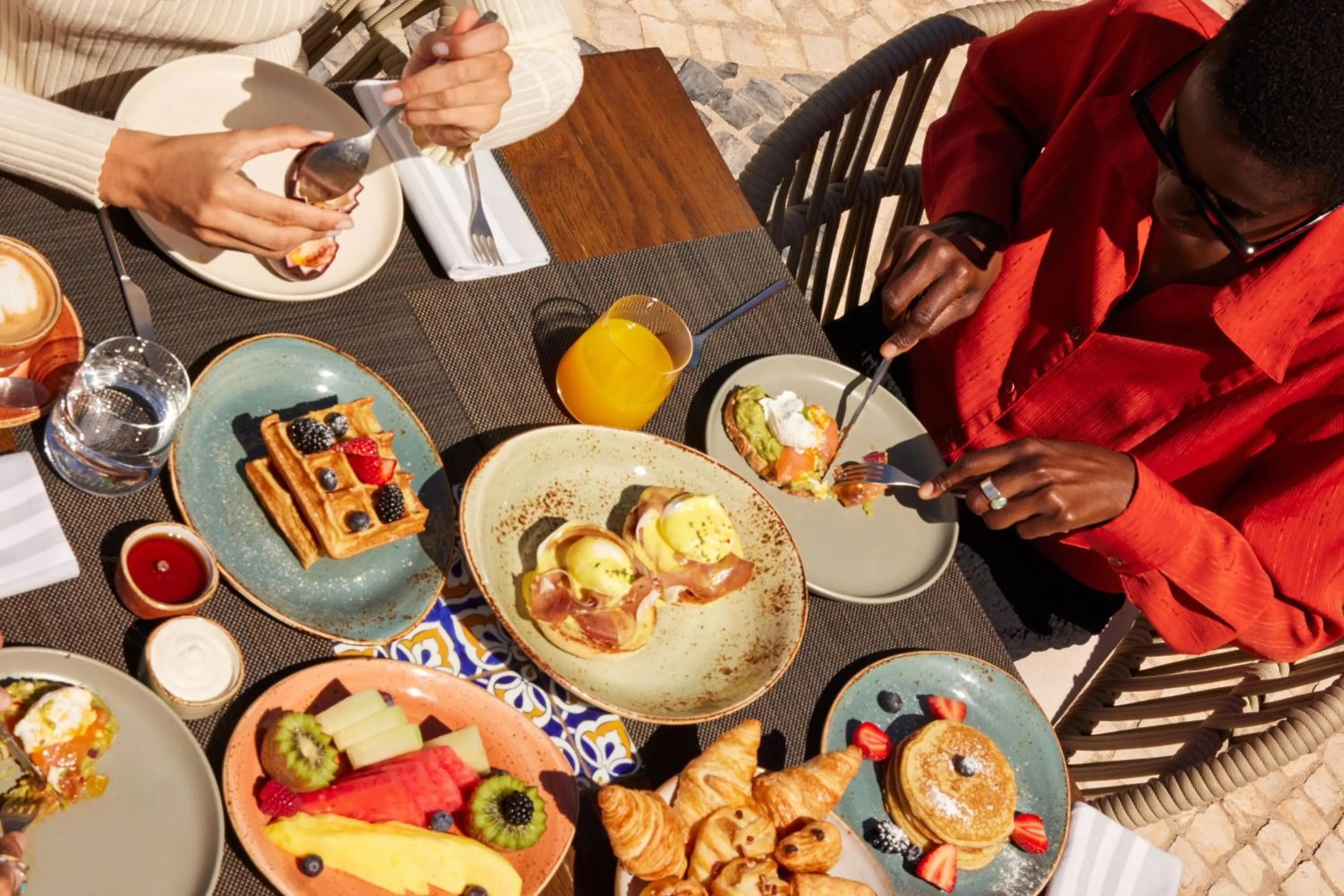 Restaurant/places to eat in W Residences Algarve